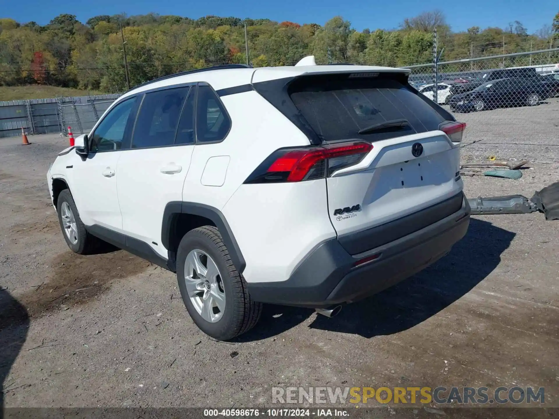 3 Photograph of a damaged car 2T3RWRFV5LW060997 TOYOTA RAV4 HYBRID 2020