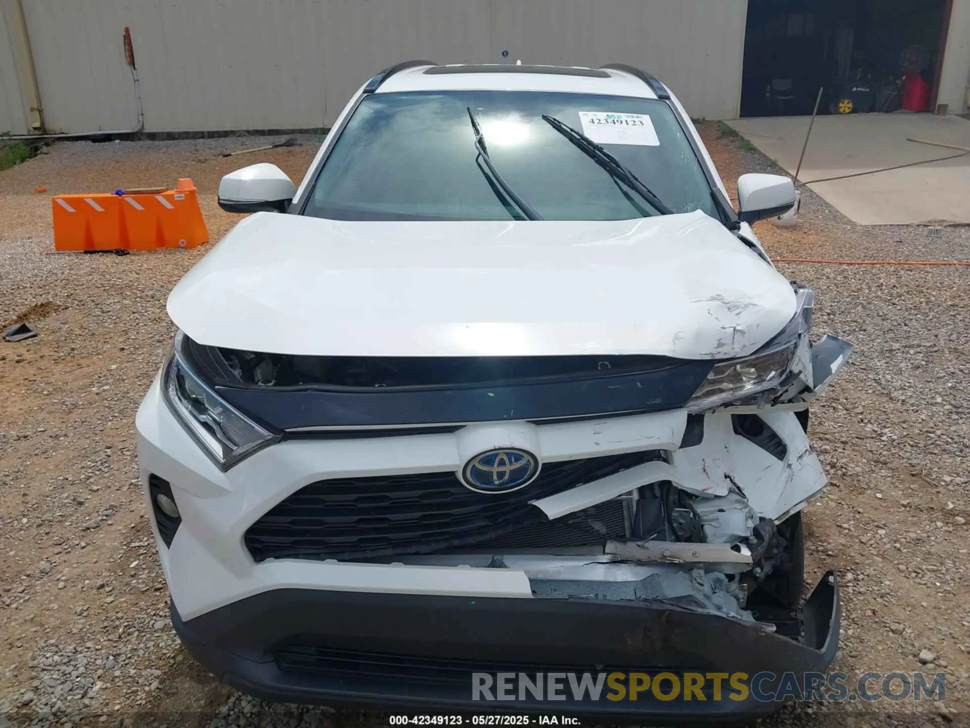 6 Photograph of a damaged car 2T3RWRFV5LW094731 TOYOTA RAV4 HYBRID 2020