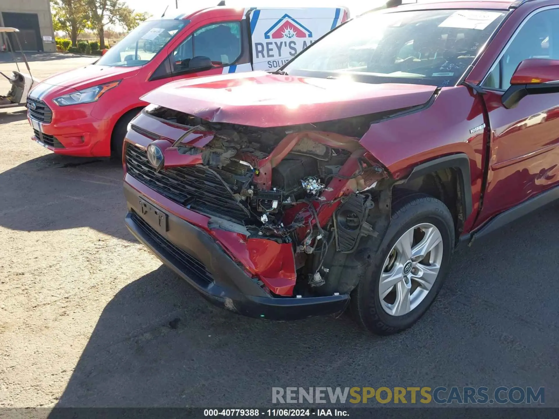 6 Photograph of a damaged car 2T3RWRFV6LW079316 TOYOTA RAV4 HYBRID 2020