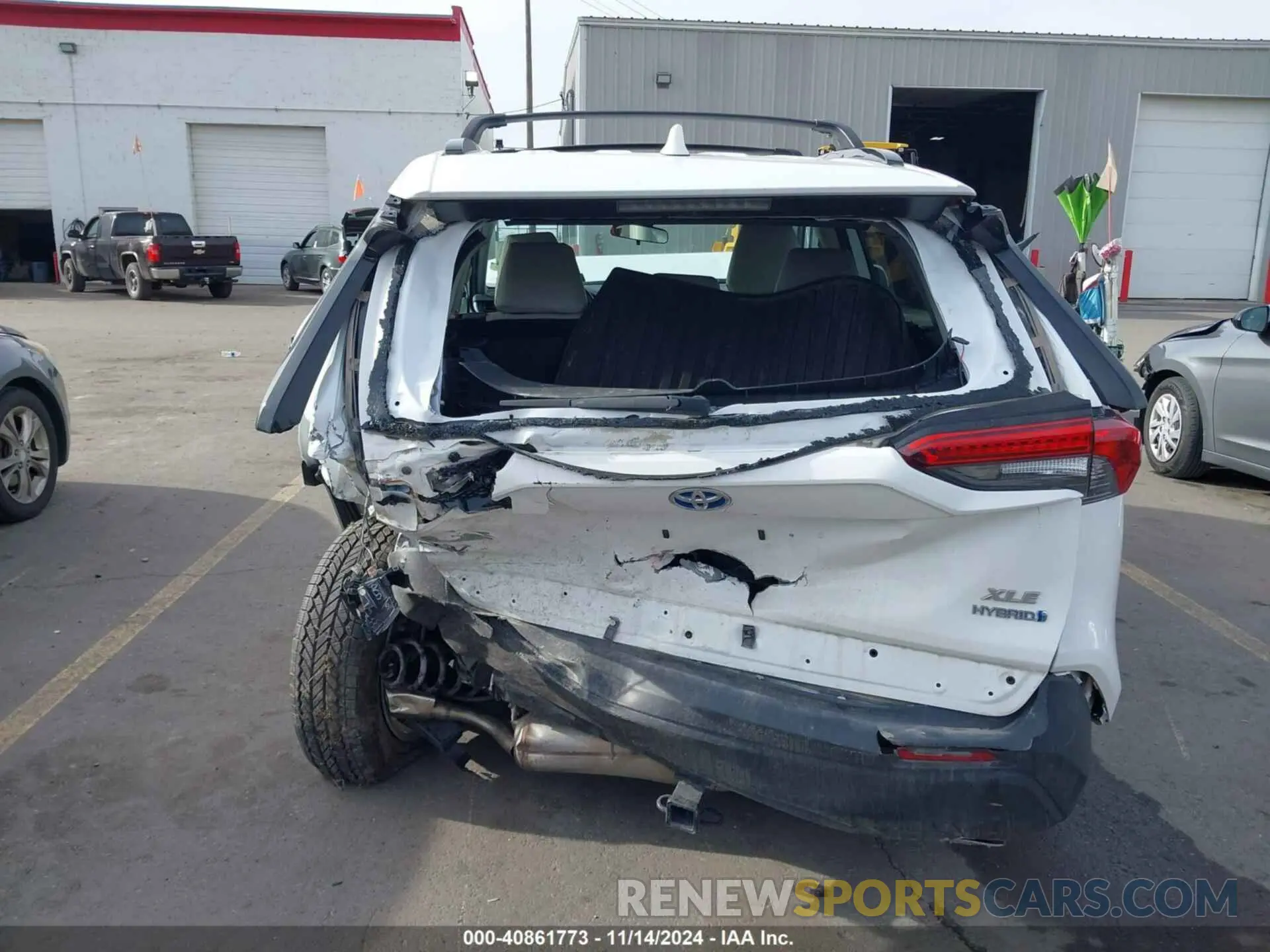 6 Photograph of a damaged car 2T3RWRFV6LW091949 TOYOTA RAV4 HYBRID 2020