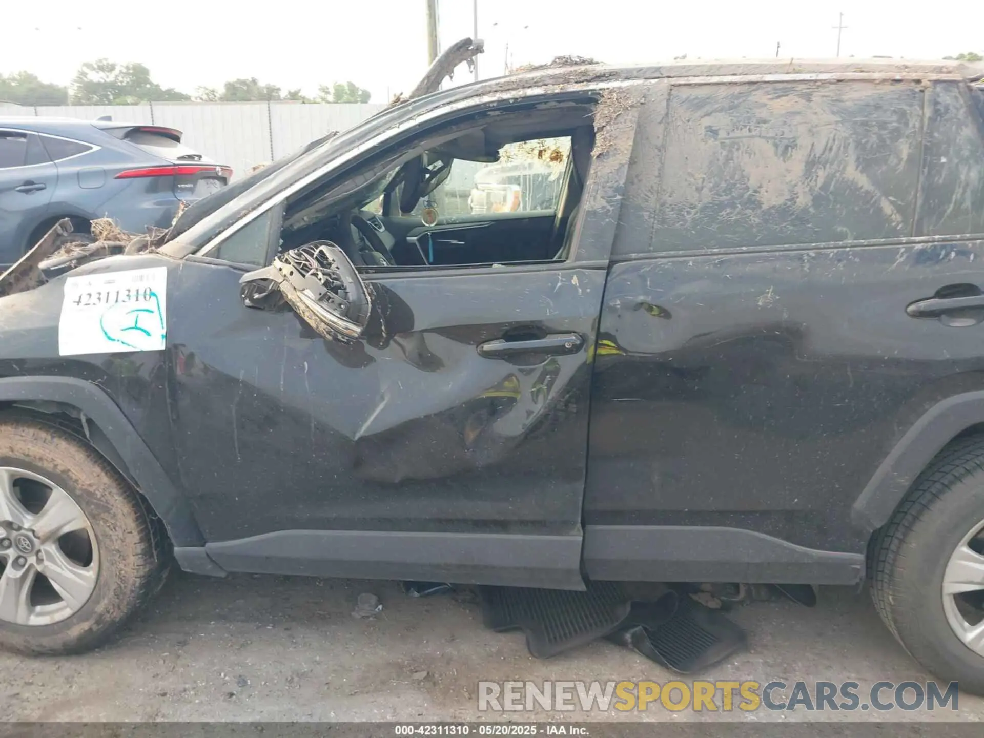 14 Photograph of a damaged car 2T3RWRFV7LW094892 TOYOTA RAV4 HYBRID 2020