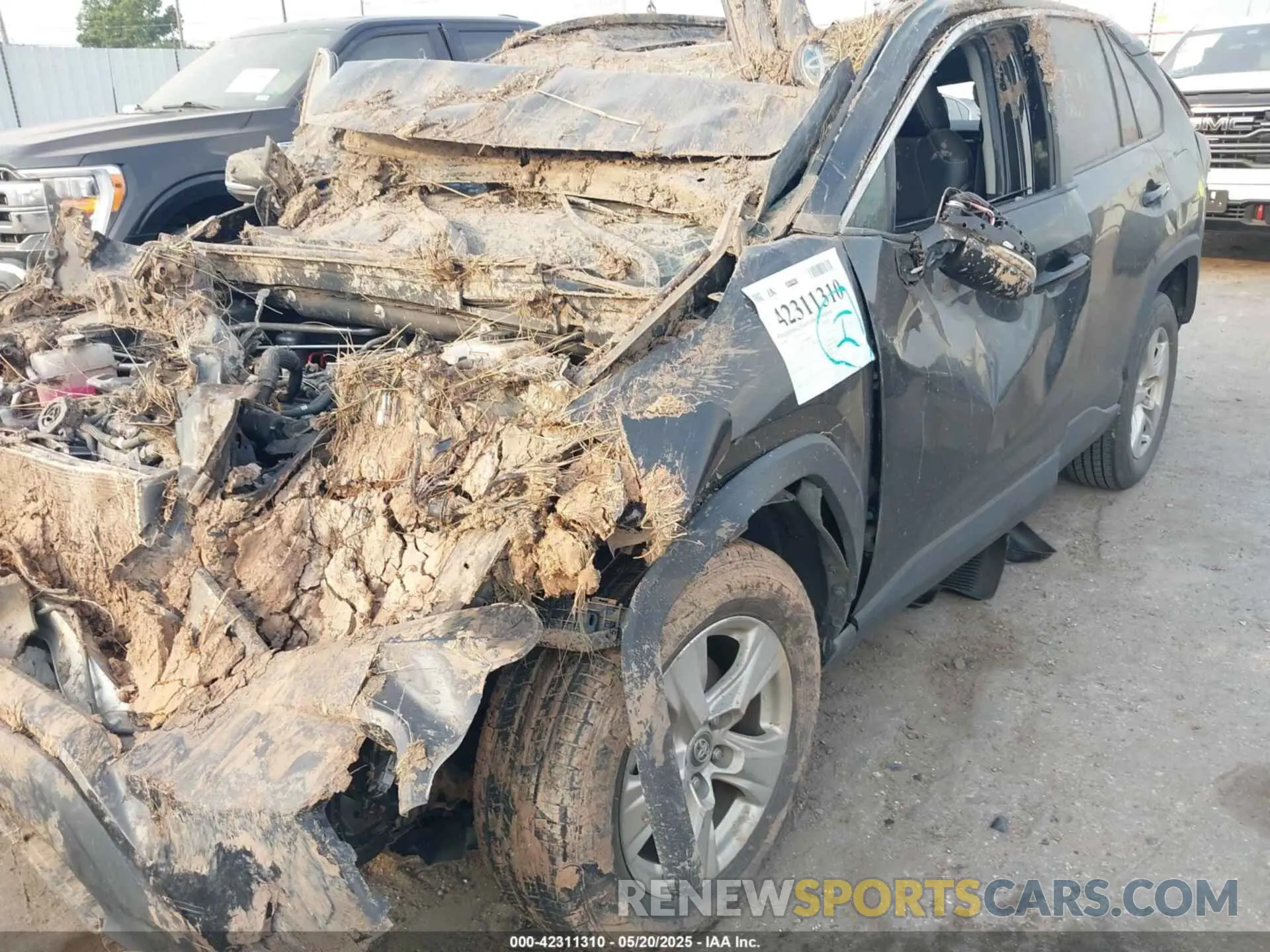 2 Photograph of a damaged car 2T3RWRFV7LW094892 TOYOTA RAV4 HYBRID 2020