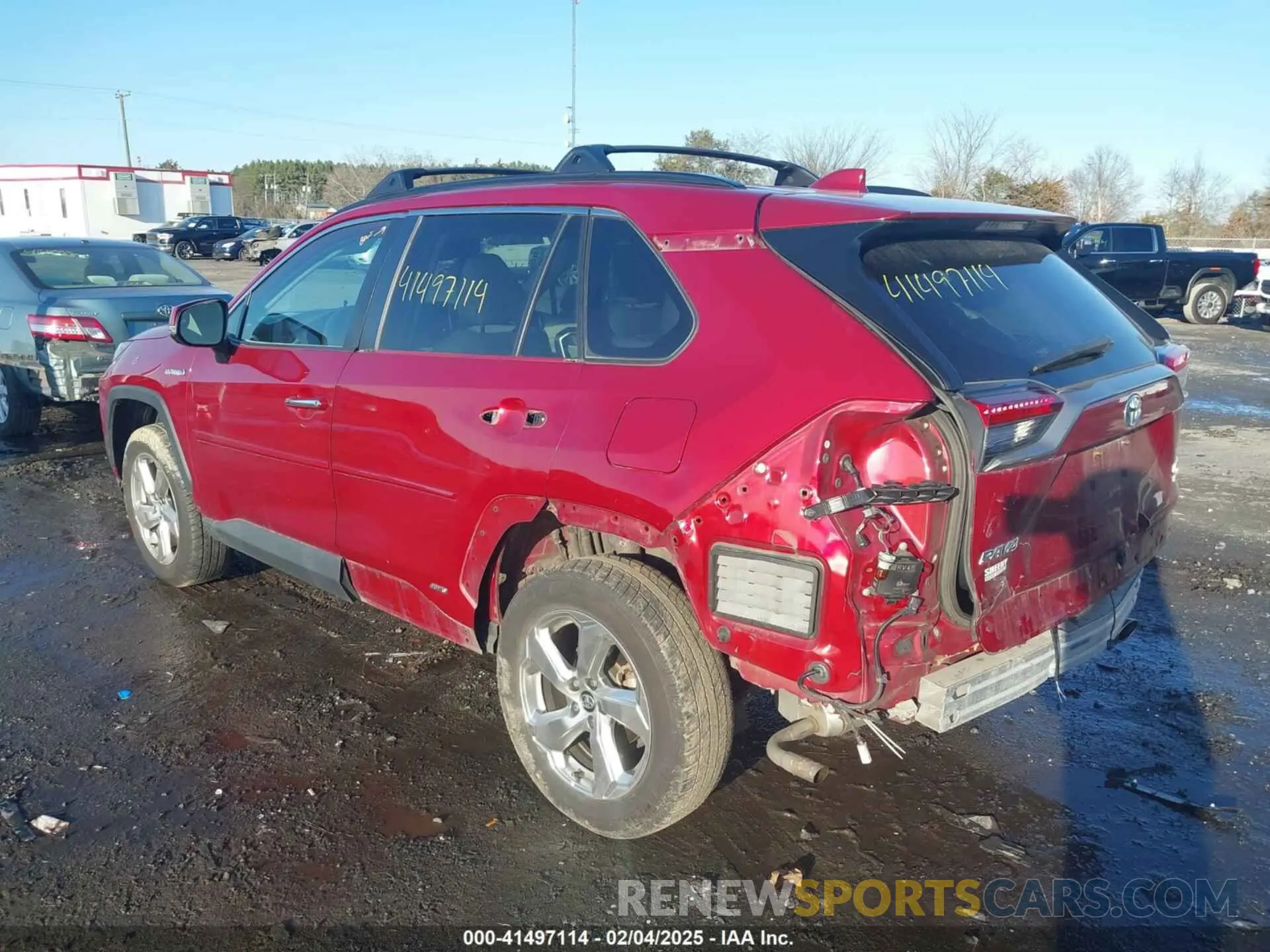 3 Photograph of a damaged car 4T3D6RFV9LU001428 TOYOTA RAV4 HYBRID 2020