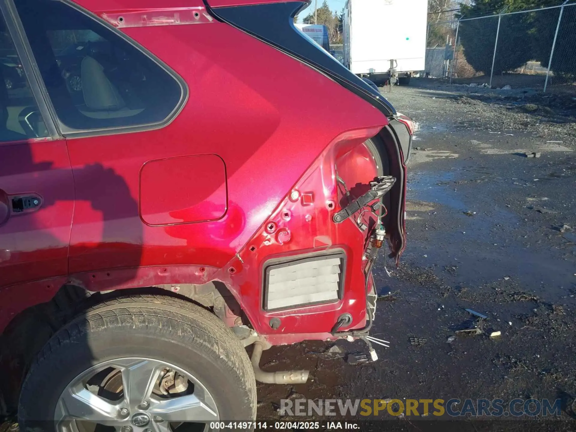 6 Photograph of a damaged car 4T3D6RFV9LU001428 TOYOTA RAV4 HYBRID 2020