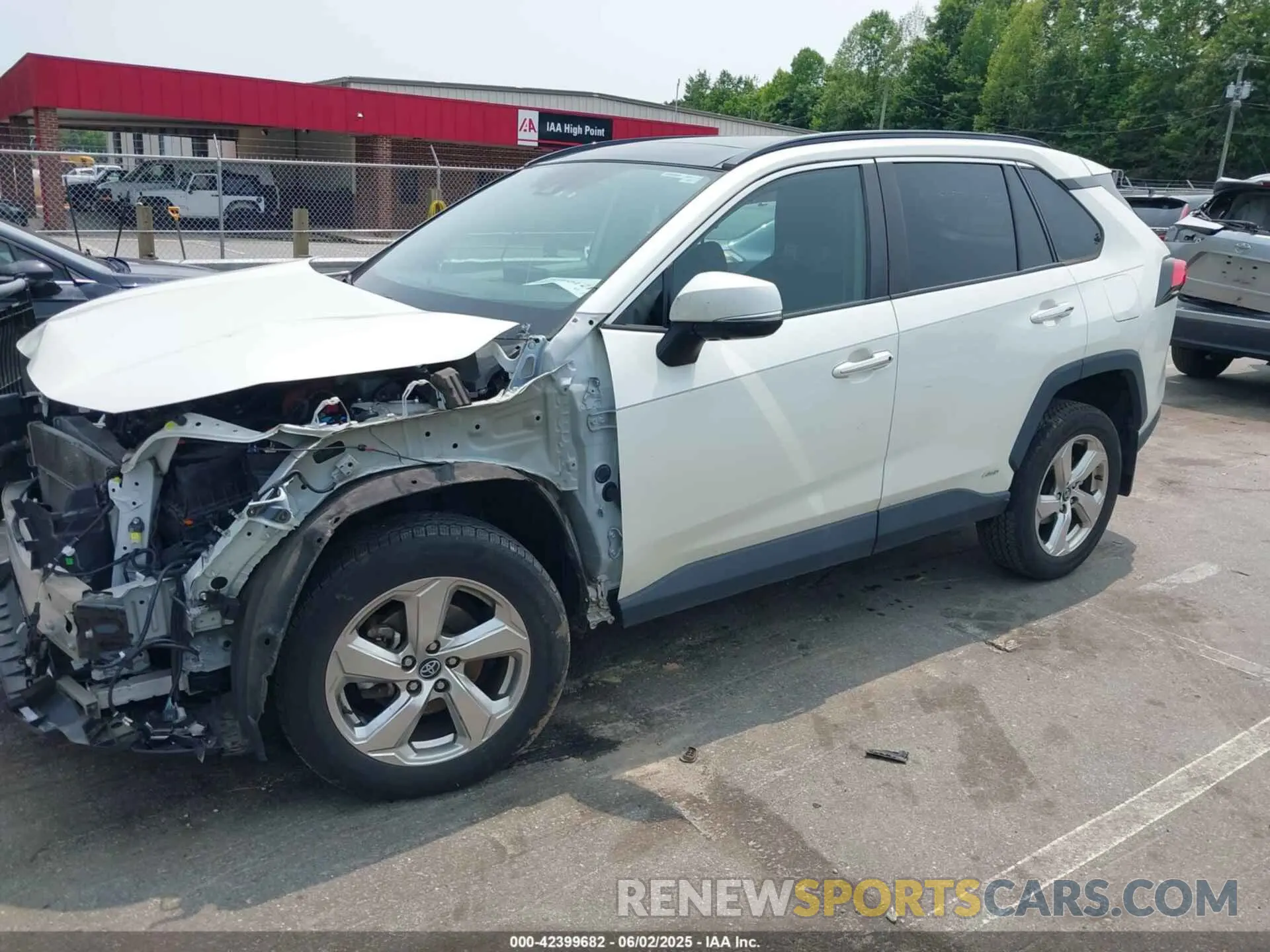 2 Photograph of a damaged car 4T3DWRFV9LU007665 TOYOTA RAV4 HYBRID 2020