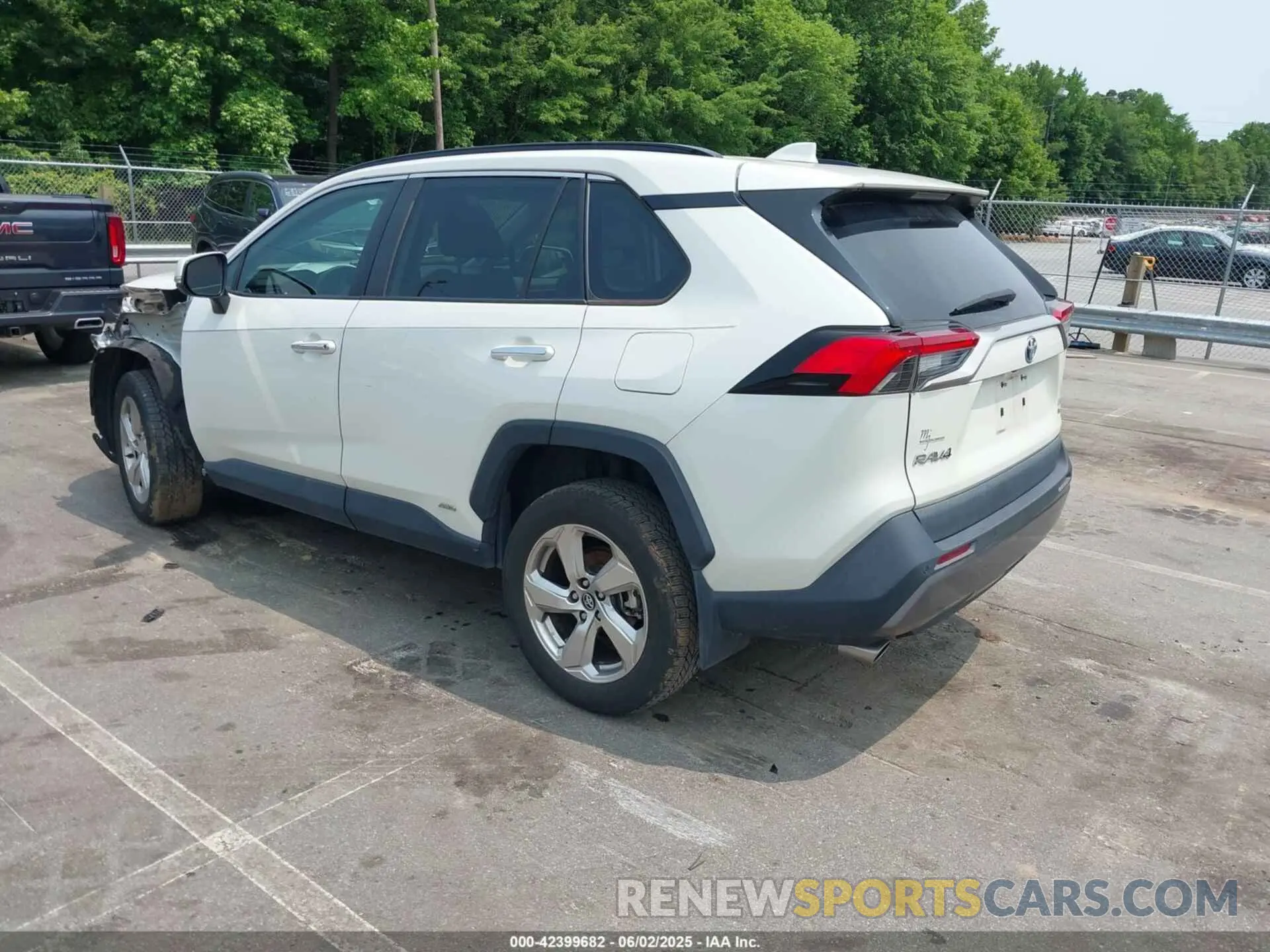 3 Photograph of a damaged car 4T3DWRFV9LU007665 TOYOTA RAV4 HYBRID 2020