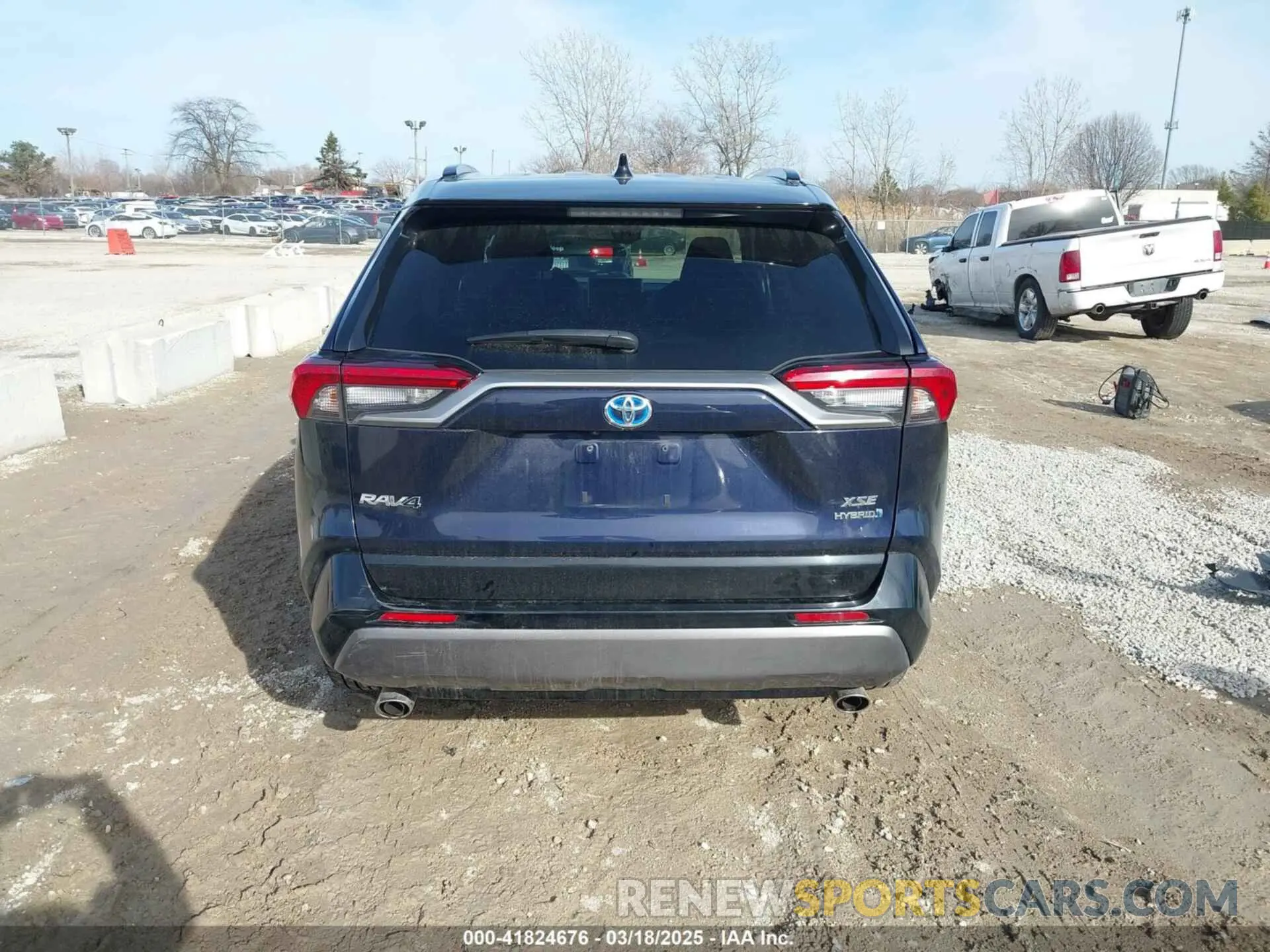16 Photograph of a damaged car 4T3E6RFVXLU003466 TOYOTA RAV4 HYBRID 2020
