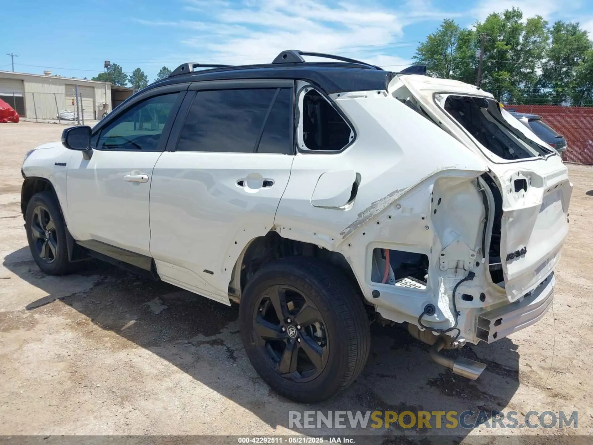 3 Photograph of a damaged car 4T3EWRFV0LU008448 TOYOTA RAV4 HYBRID 2020
