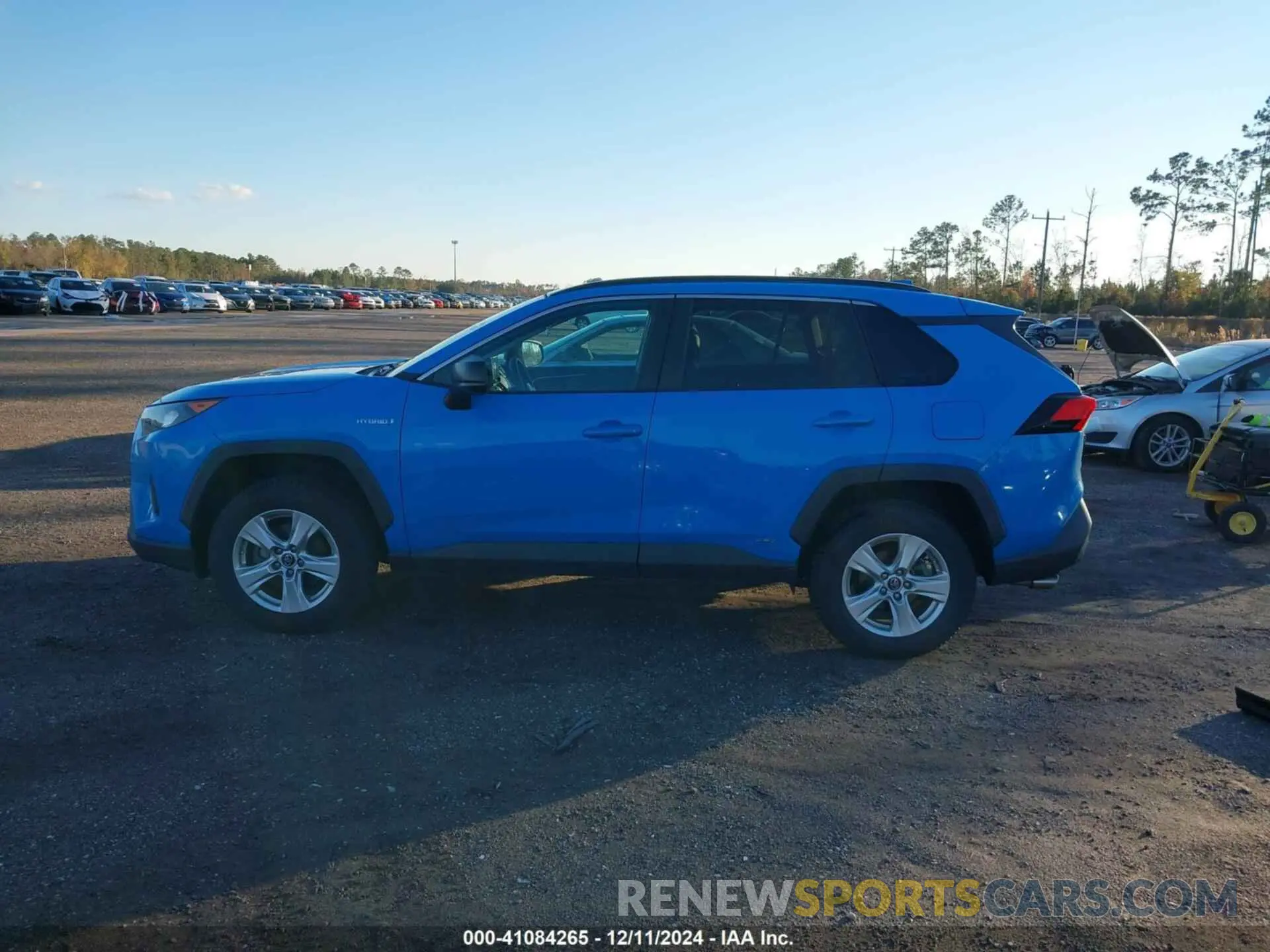 14 Photograph of a damaged car 4T3LWRFV3LU009309 TOYOTA RAV4 HYBRID 2020