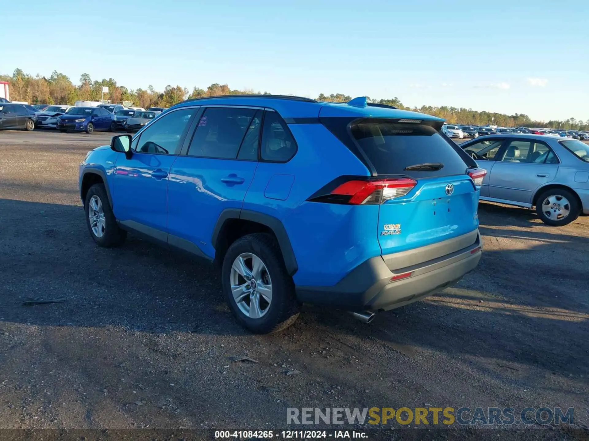 3 Photograph of a damaged car 4T3LWRFV3LU009309 TOYOTA RAV4 HYBRID 2020