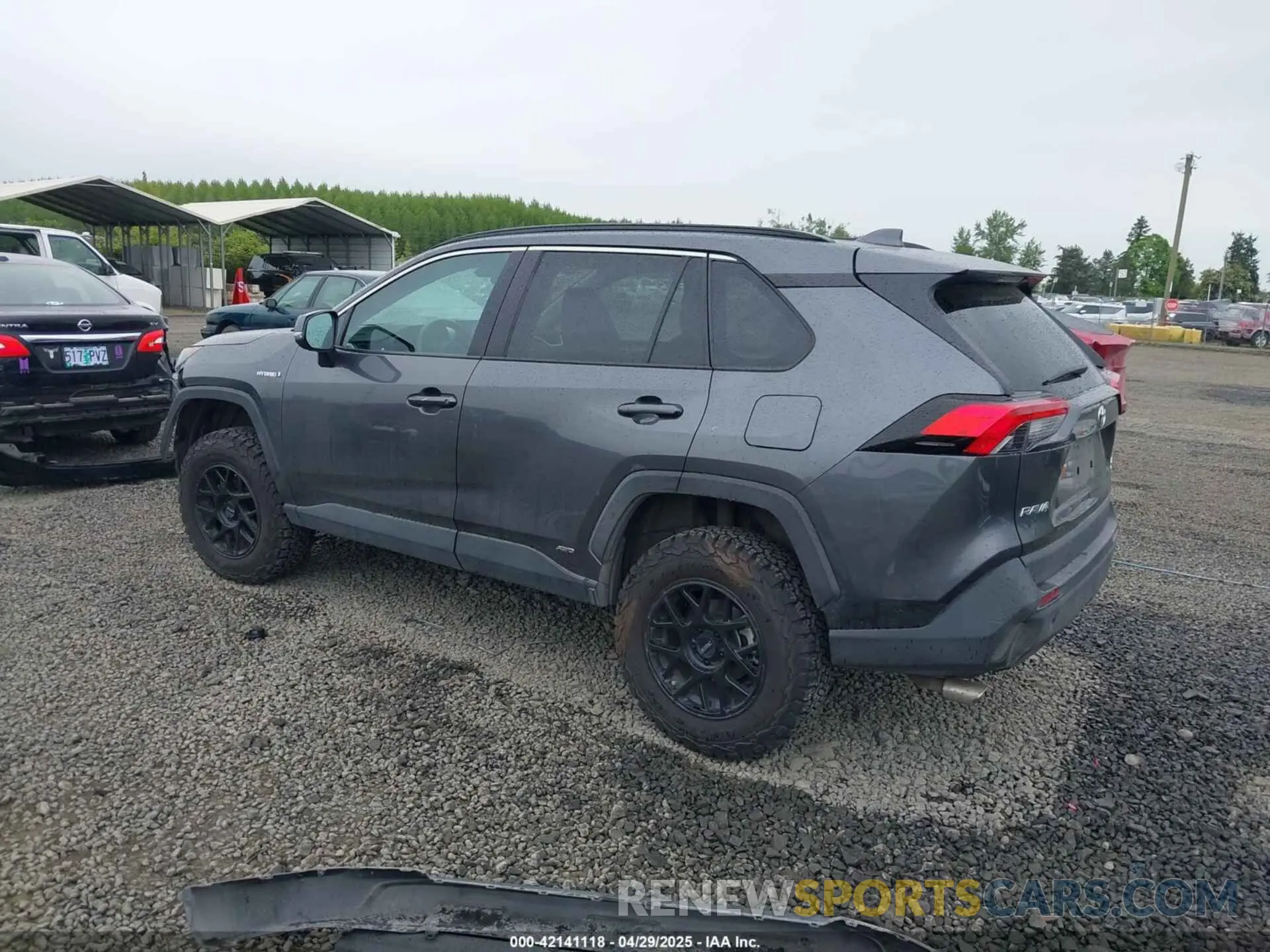 3 Photograph of a damaged car 4T3MWRFV6LU010779 TOYOTA RAV4 HYBRID 2020