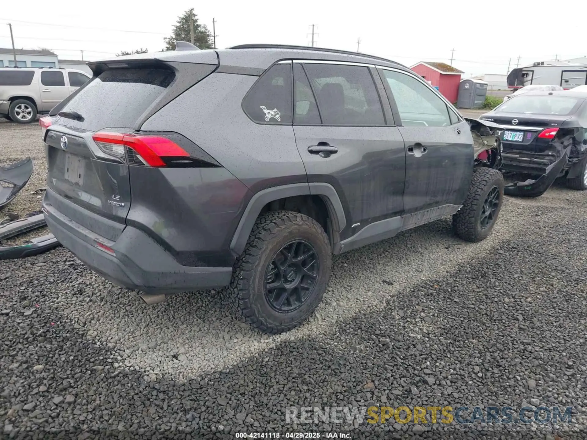 4 Photograph of a damaged car 4T3MWRFV6LU010779 TOYOTA RAV4 HYBRID 2020