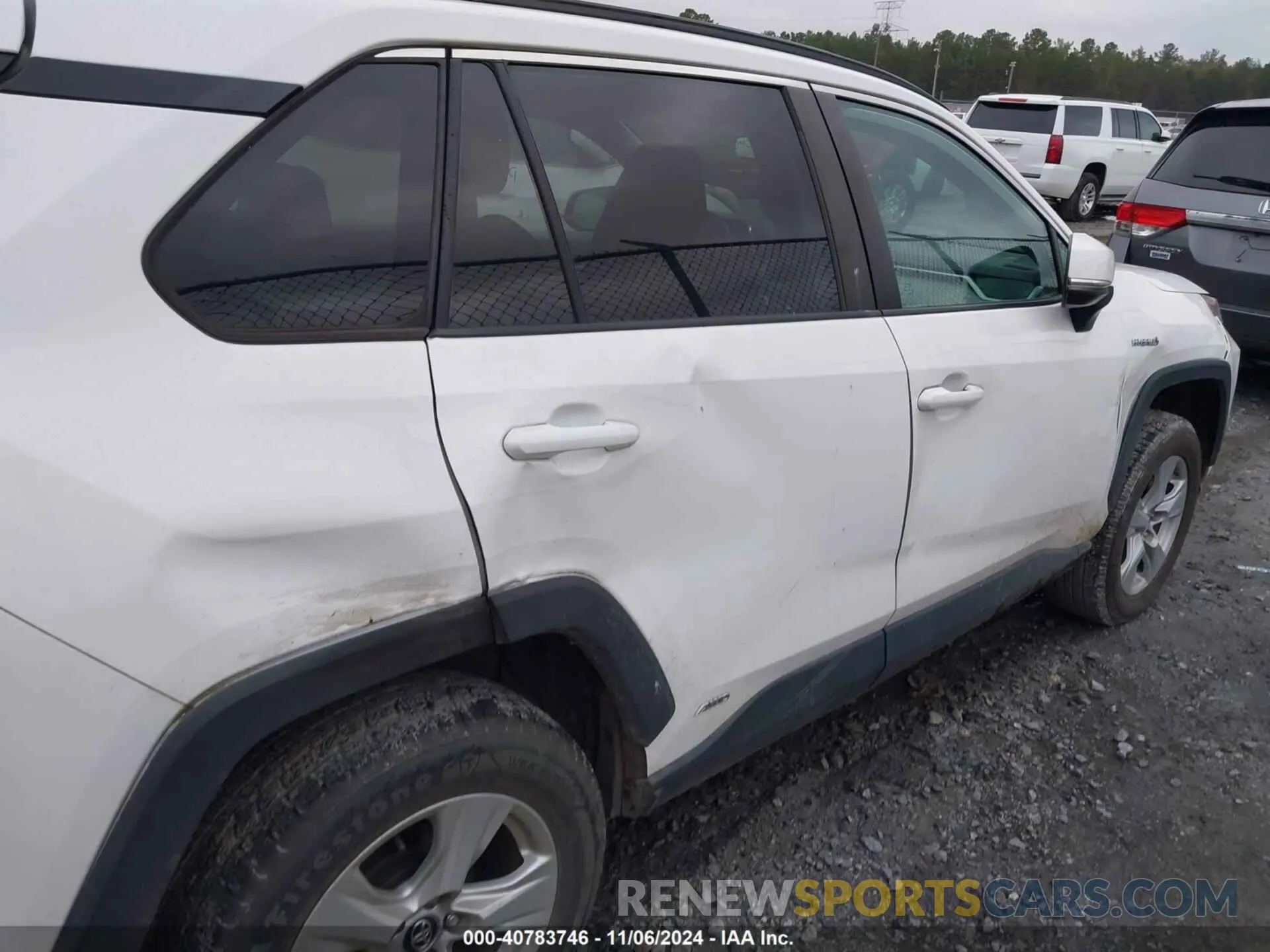 6 Photograph of a damaged car 4T3R6RFV1LU001171 TOYOTA RAV4 HYBRID 2020
