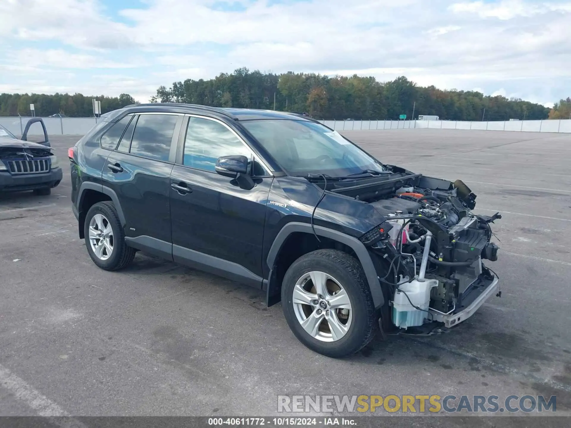 1 Photograph of a damaged car 4T3R6RFV3LU003956 TOYOTA RAV4 HYBRID 2020