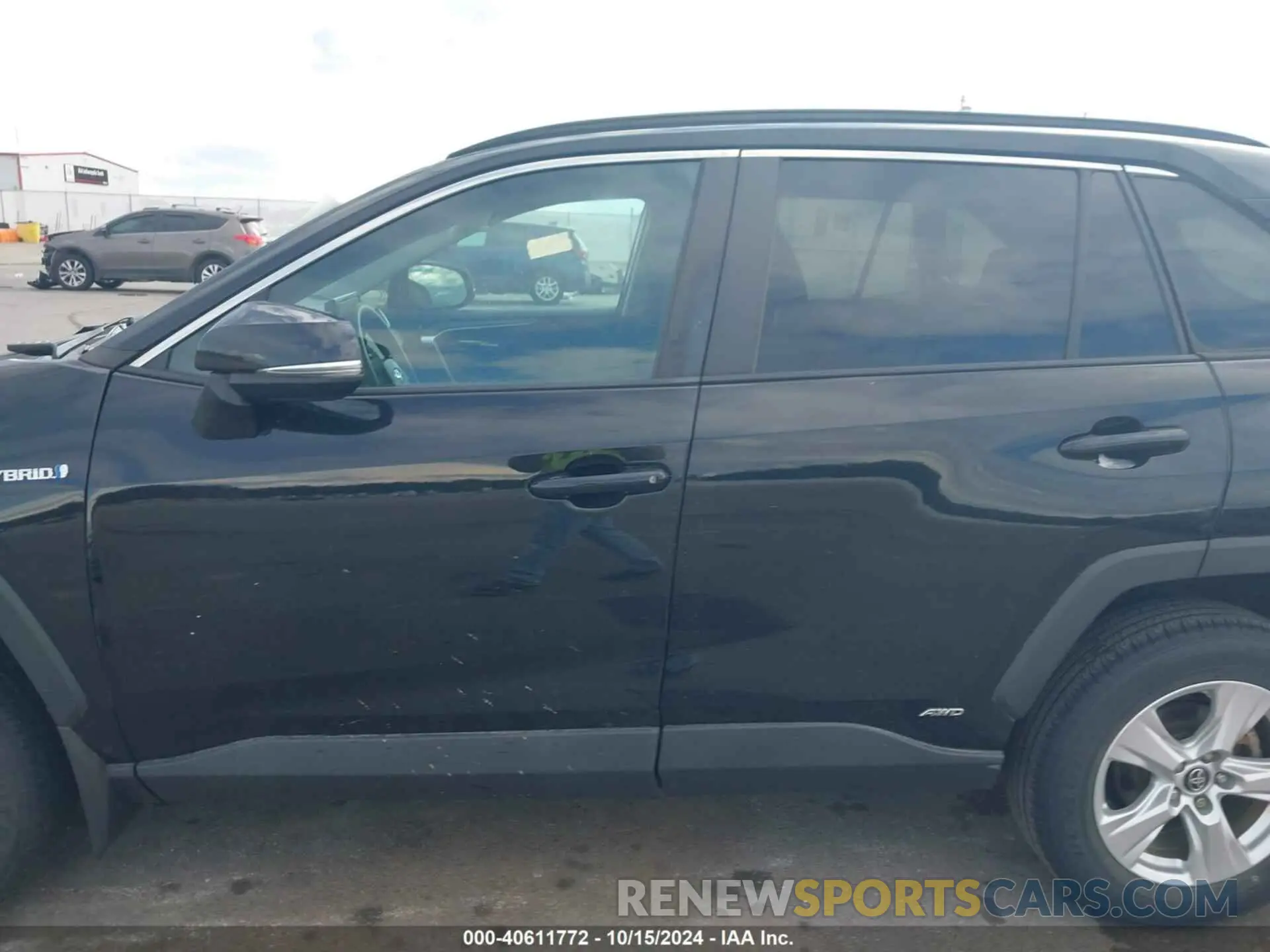 15 Photograph of a damaged car 4T3R6RFV3LU003956 TOYOTA RAV4 HYBRID 2020