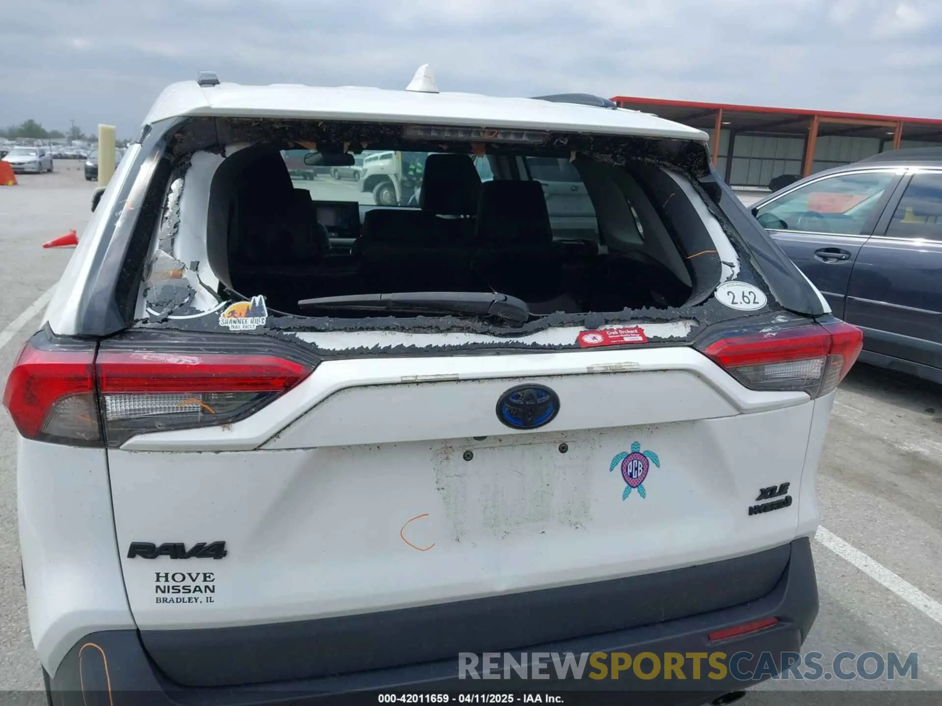 6 Photograph of a damaged car 4T3RWRFV0LU004238 TOYOTA RAV4 HYBRID 2020