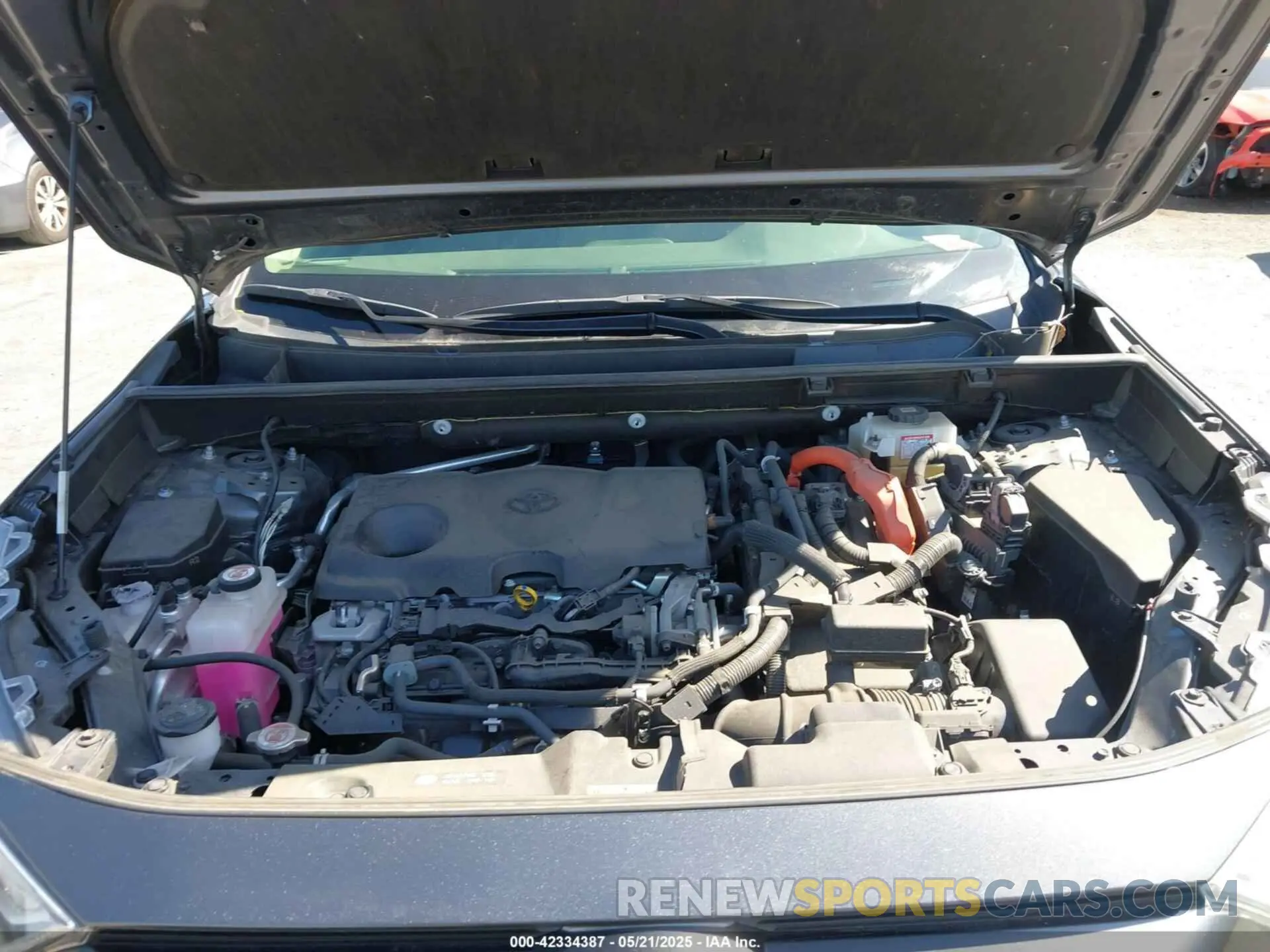 10 Photograph of a damaged car JTMD6RFV5LD006199 TOYOTA RAV4 HYBRID 2020