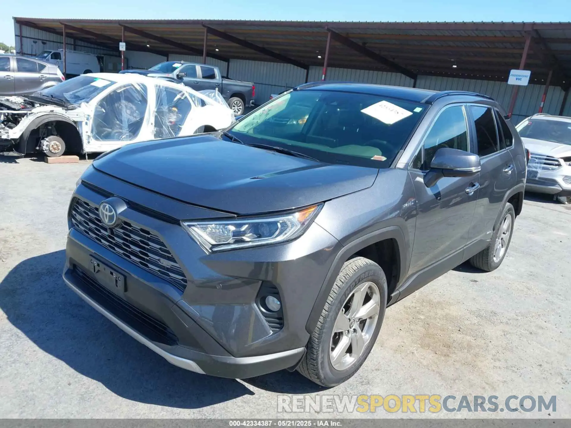 2 Photograph of a damaged car JTMD6RFV5LD006199 TOYOTA RAV4 HYBRID 2020
