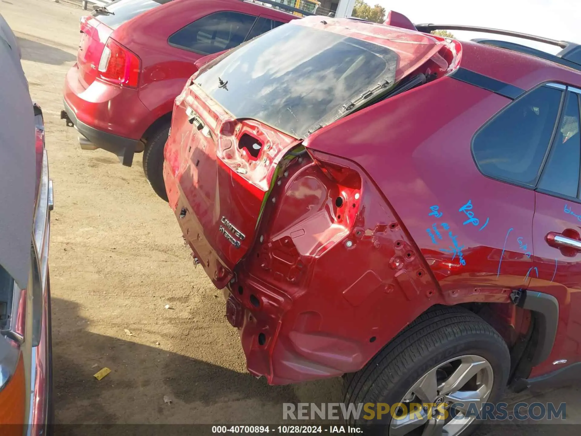 18 Photograph of a damaged car JTMDWRFV1LD071938 TOYOTA RAV4 HYBRID 2020
