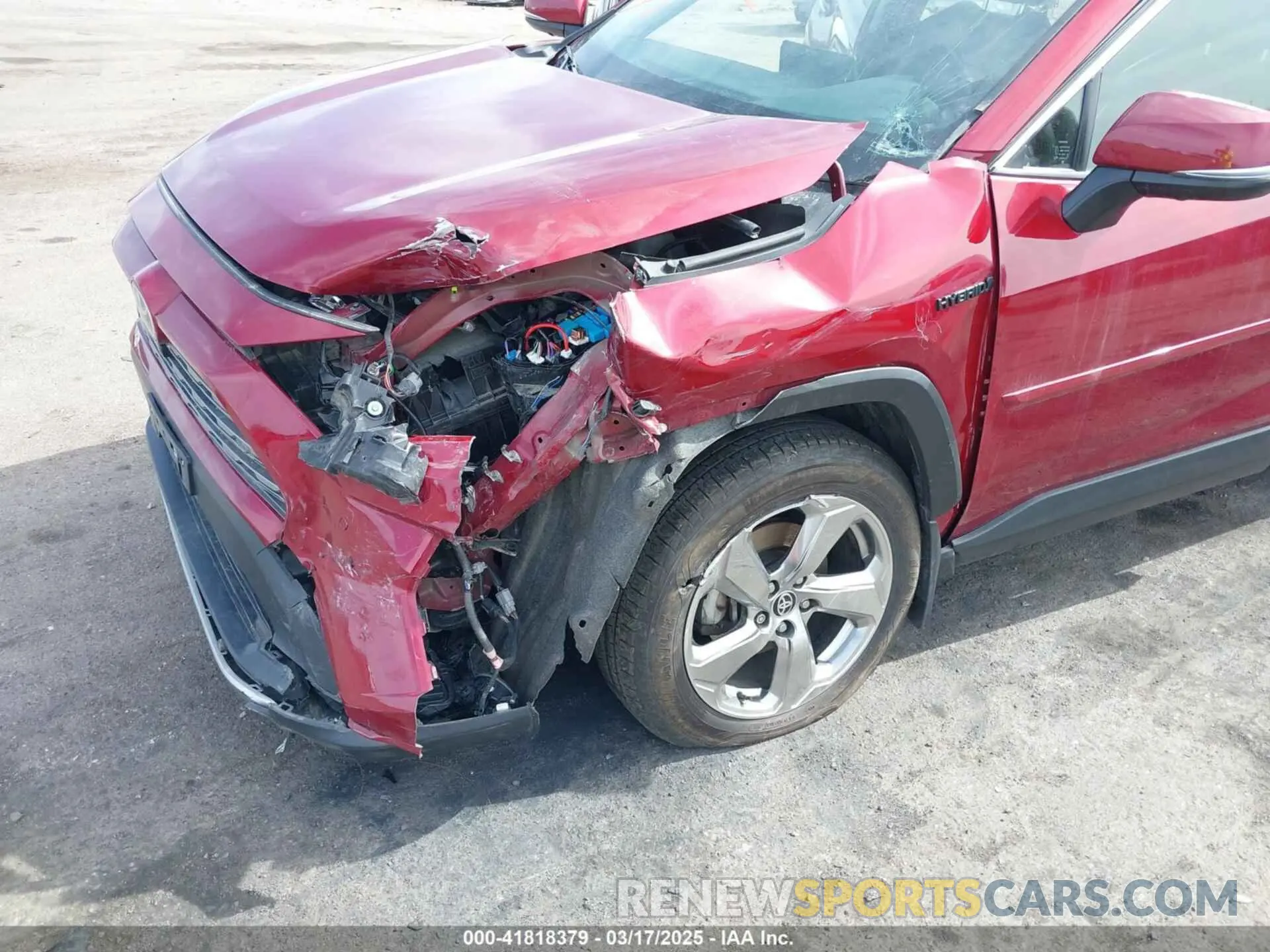 6 Photograph of a damaged car JTMDWRFV2LD550305 TOYOTA RAV4 HYBRID 2020