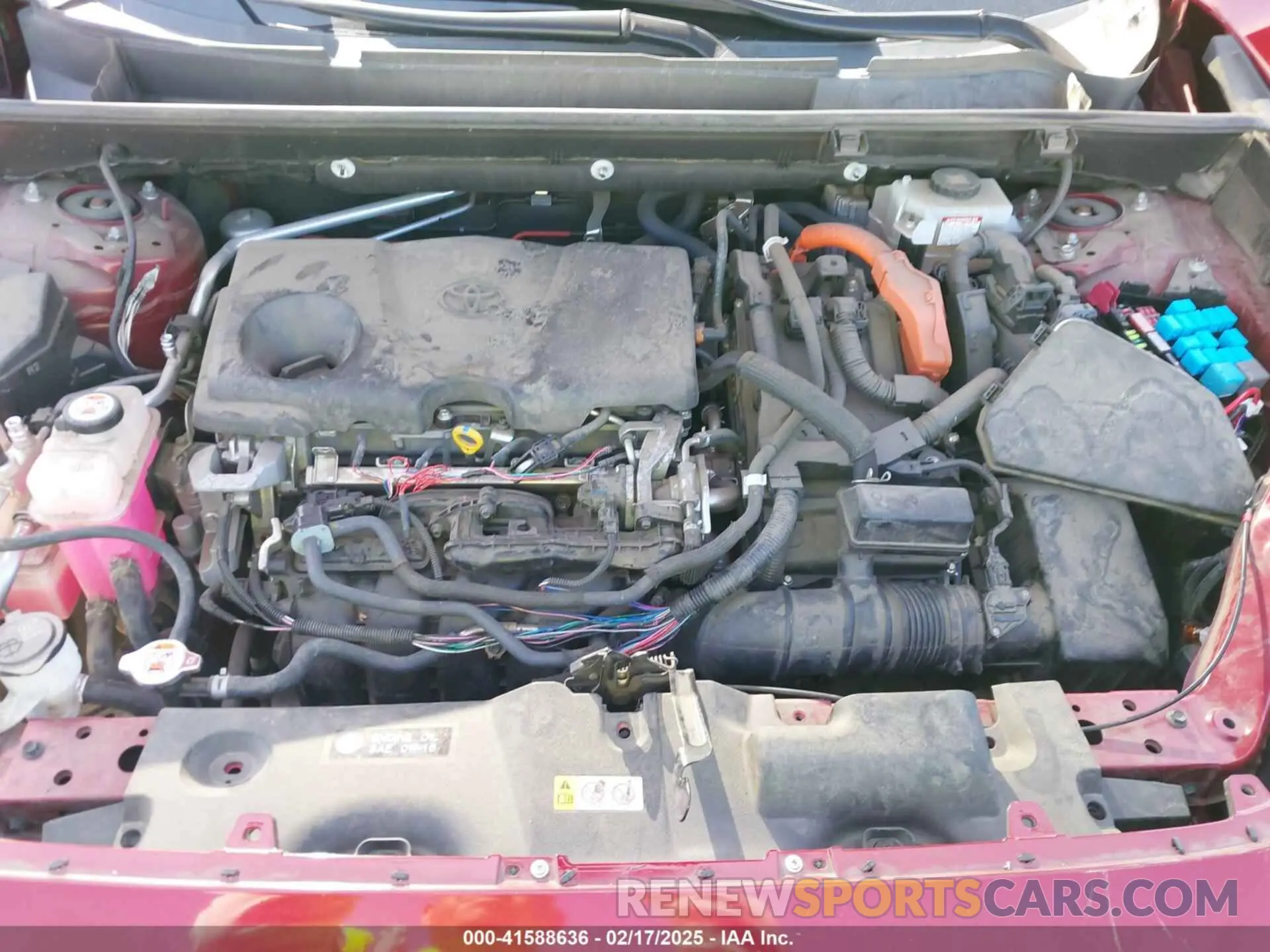 10 Photograph of a damaged car JTMDWRFV5LD546085 TOYOTA RAV4 HYBRID 2020
