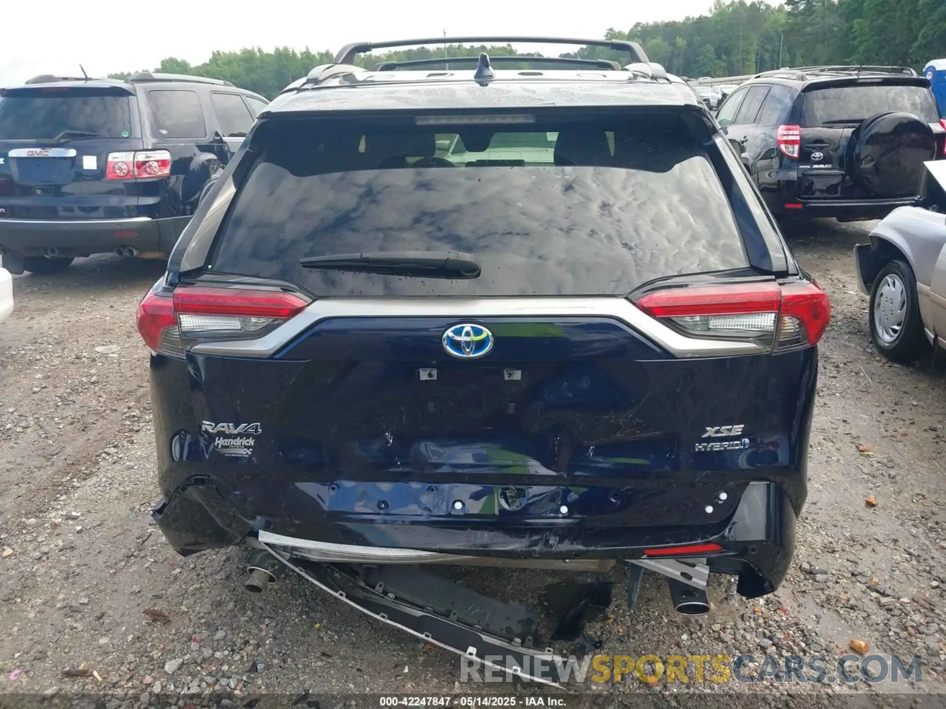 16 Photograph of a damaged car JTME6RFV8LD502070 TOYOTA RAV4 HYBRID 2020