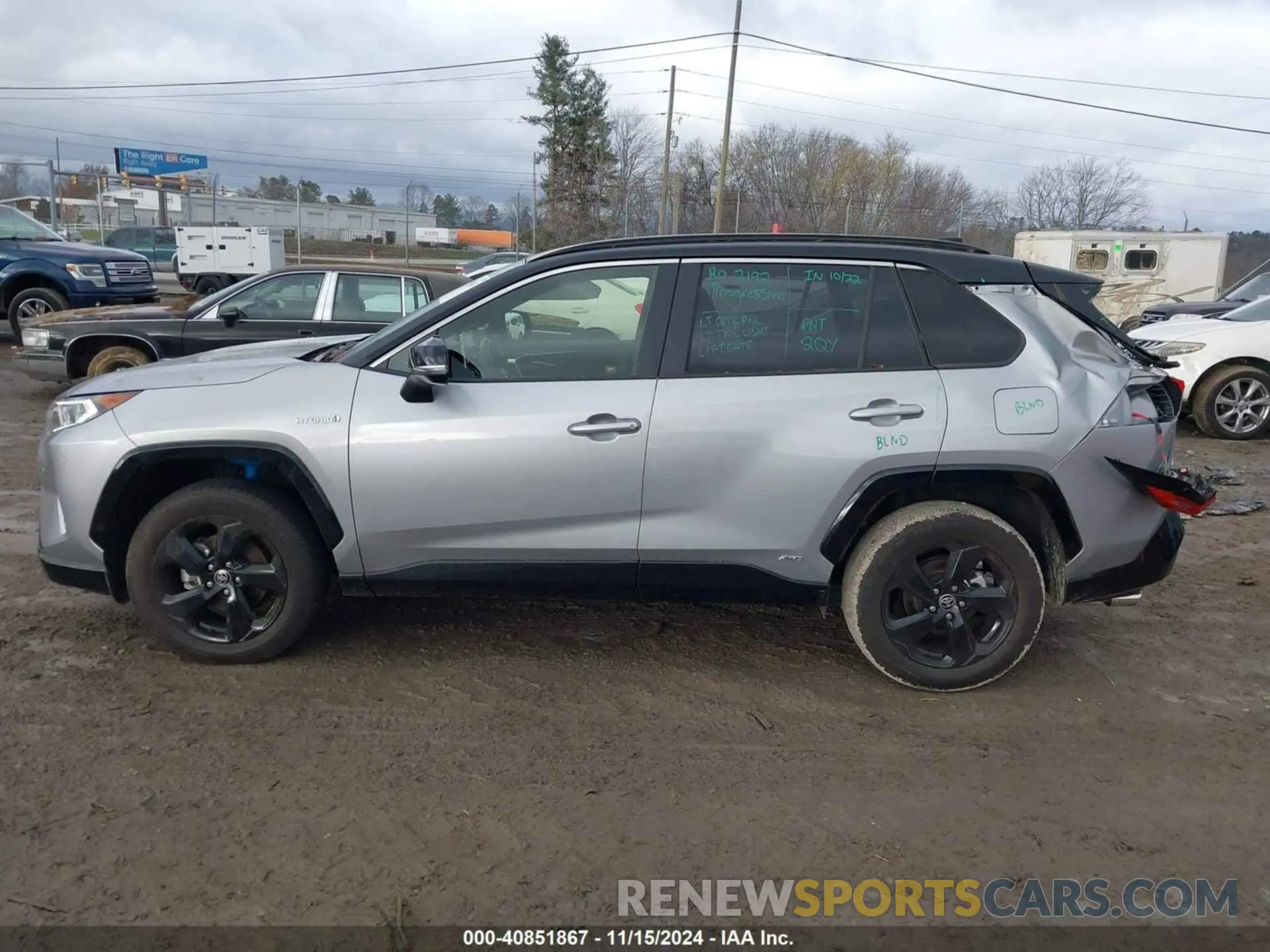 14 Photograph of a damaged car JTMEWRFV2LJ038369 TOYOTA RAV4 HYBRID 2020