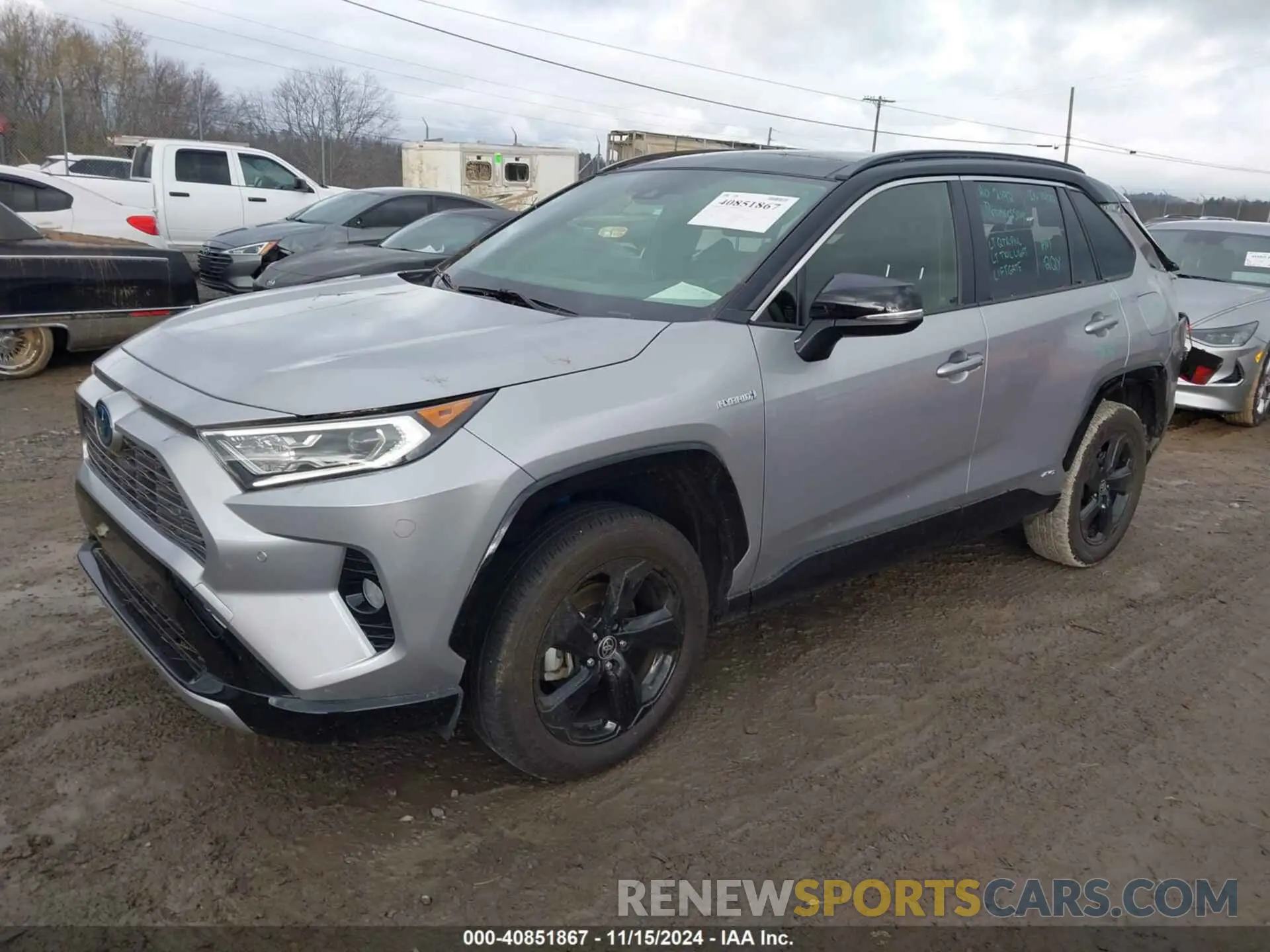 2 Photograph of a damaged car JTMEWRFV2LJ038369 TOYOTA RAV4 HYBRID 2020
