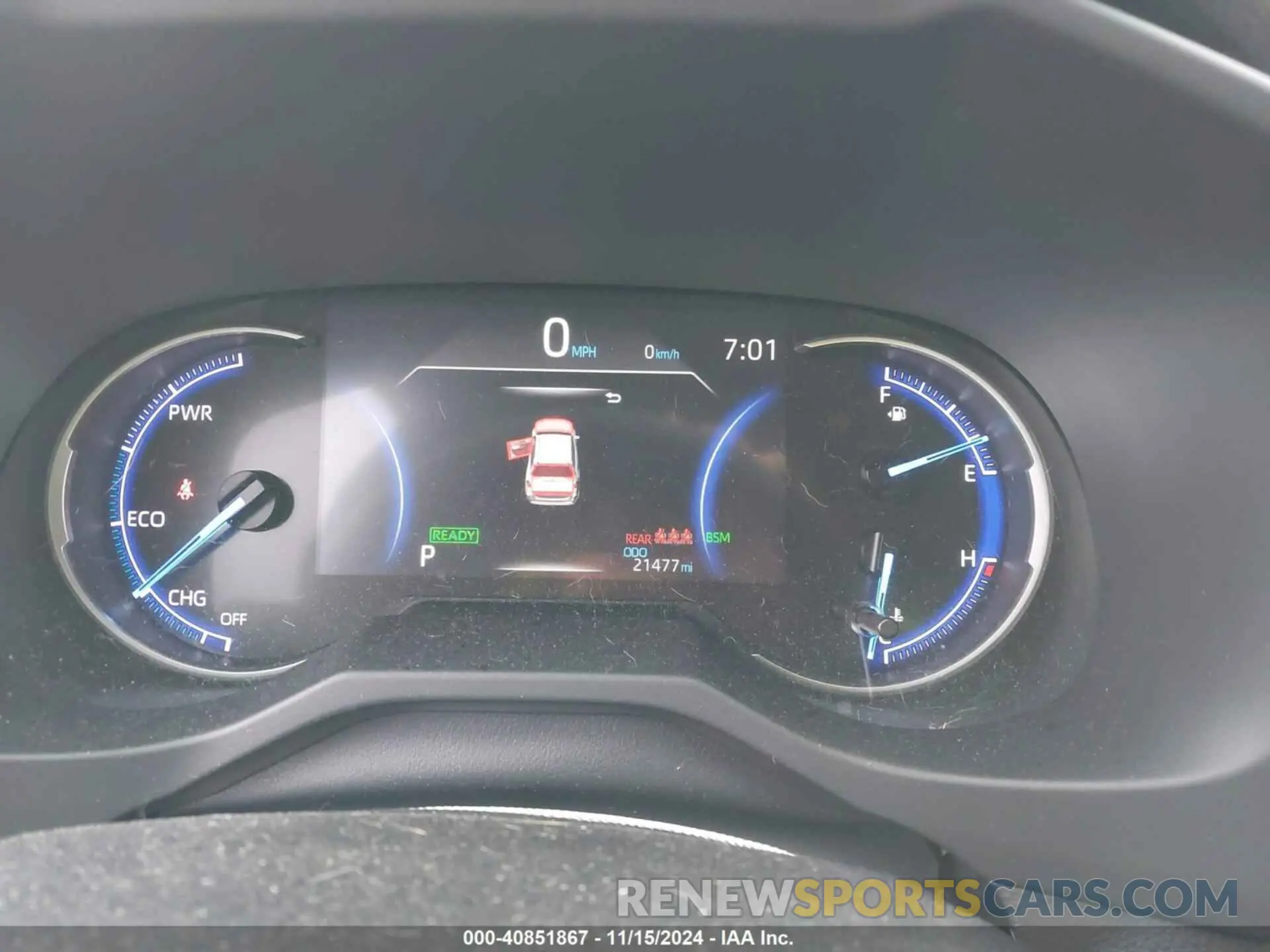 7 Photograph of a damaged car JTMEWRFV2LJ038369 TOYOTA RAV4 HYBRID 2020