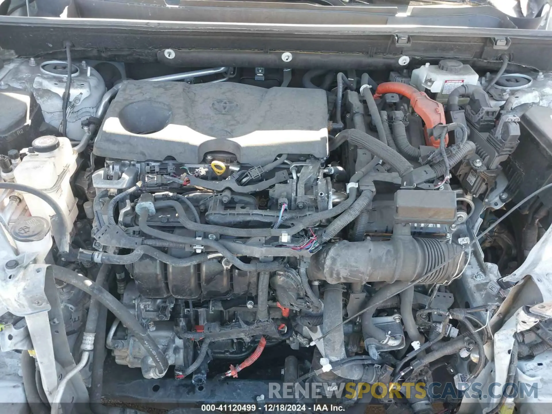 10 Photograph of a damaged car JTMEWRFV2LJ044138 TOYOTA RAV4 HYBRID 2020