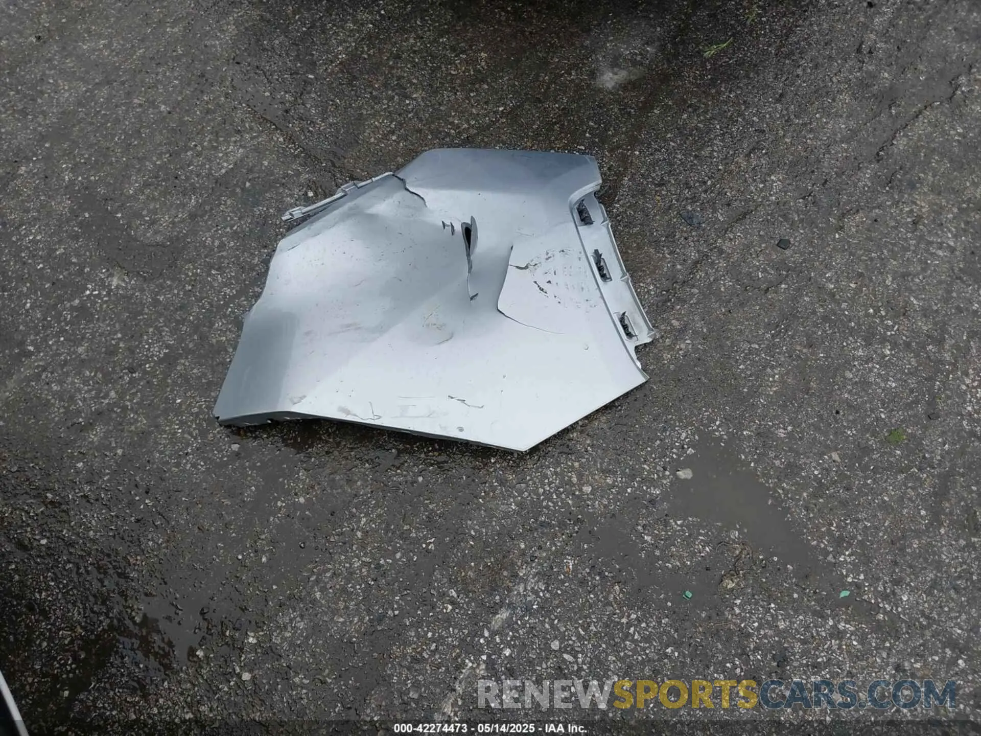 12 Photograph of a damaged car JTMEWRFV2LJ048285 TOYOTA RAV4 HYBRID 2020