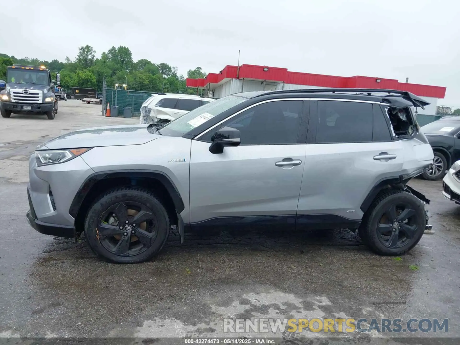 15 Photograph of a damaged car JTMEWRFV2LJ048285 TOYOTA RAV4 HYBRID 2020