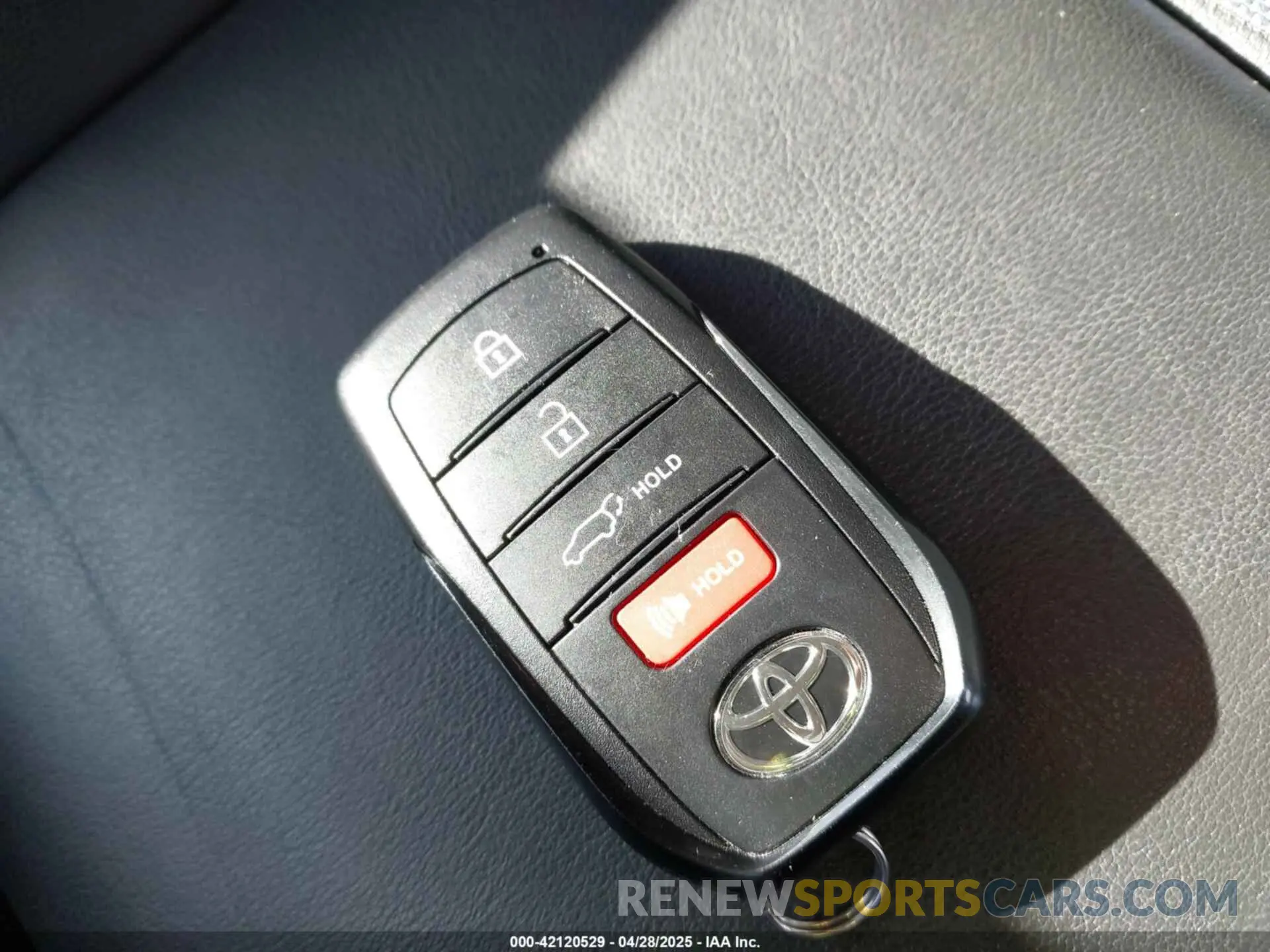 11 Photograph of a damaged car JTMEWRFV3LD541634 TOYOTA RAV4 HYBRID 2020