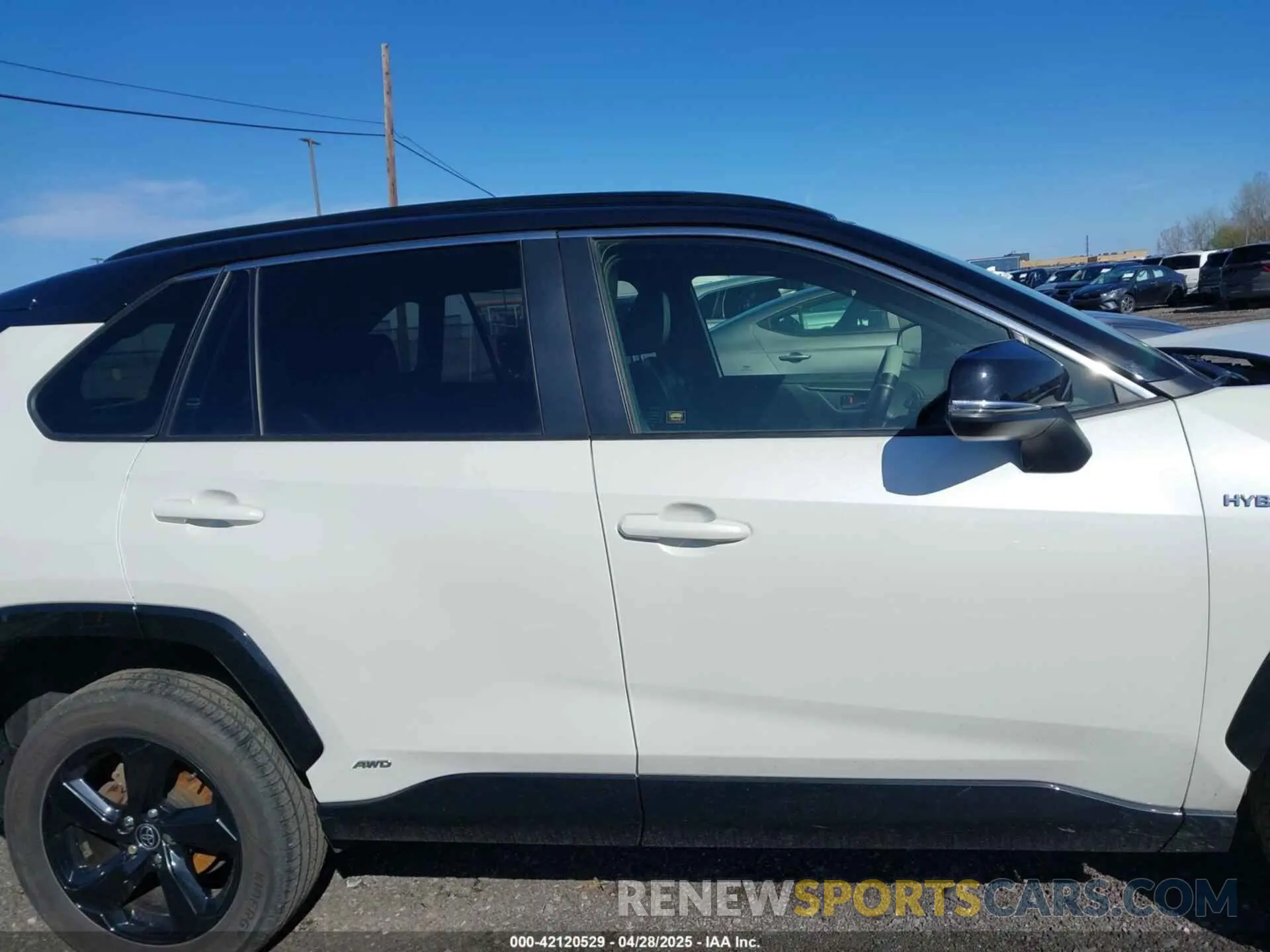 13 Photograph of a damaged car JTMEWRFV3LD541634 TOYOTA RAV4 HYBRID 2020