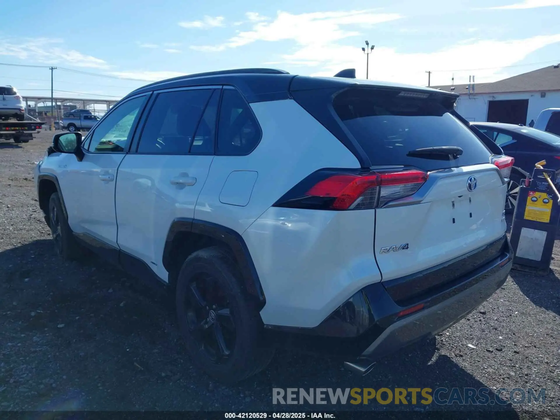 3 Photograph of a damaged car JTMEWRFV3LD541634 TOYOTA RAV4 HYBRID 2020