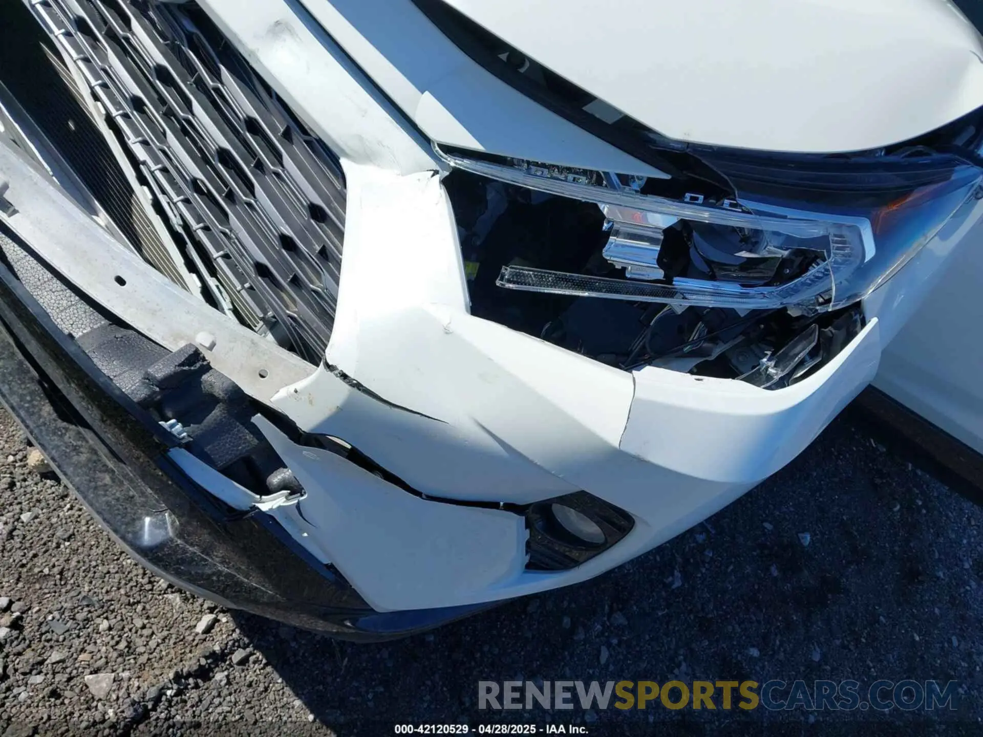 6 Photograph of a damaged car JTMEWRFV3LD541634 TOYOTA RAV4 HYBRID 2020
