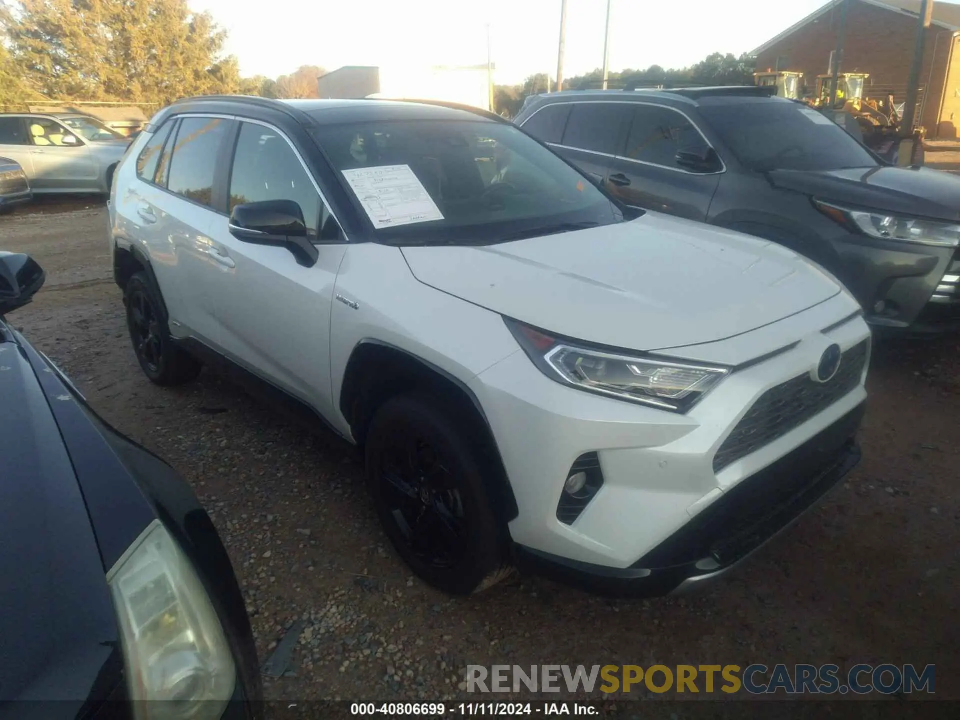 1 Photograph of a damaged car JTMEWRFV7LD530233 TOYOTA RAV4 HYBRID 2020