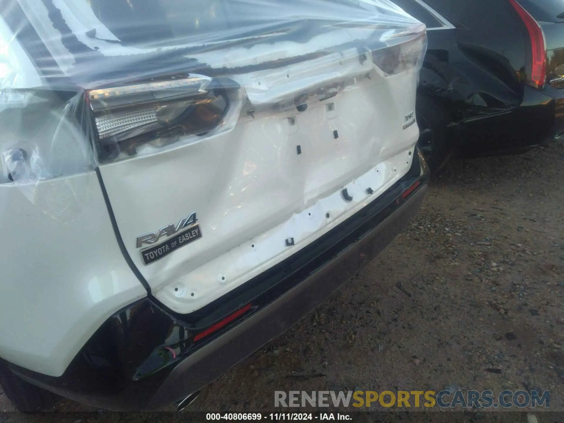 18 Photograph of a damaged car JTMEWRFV7LD530233 TOYOTA RAV4 HYBRID 2020
