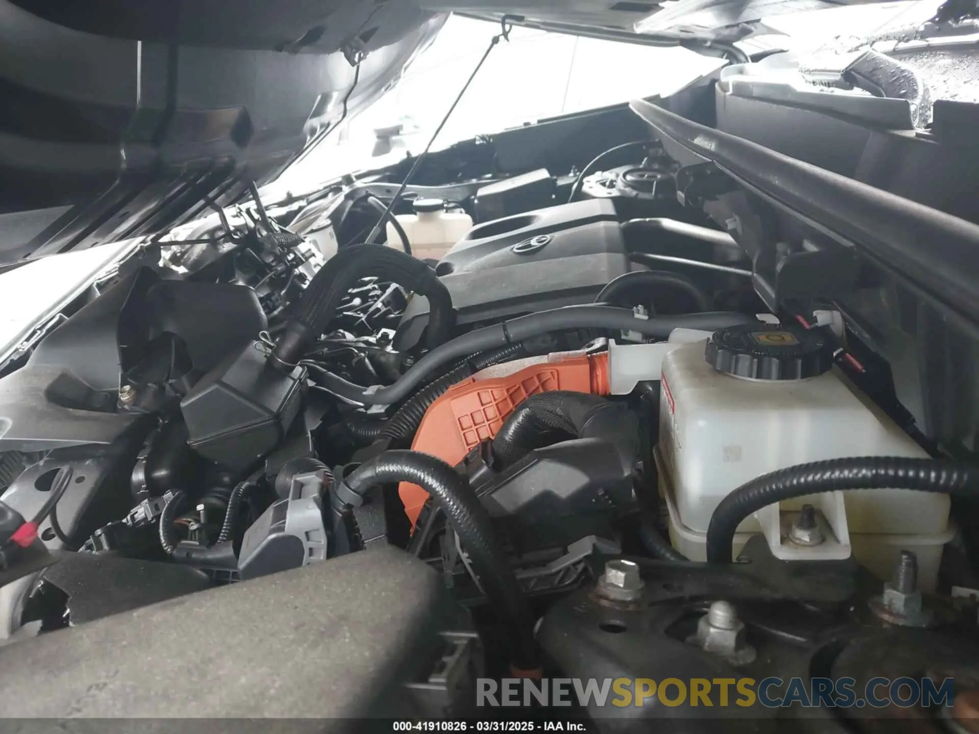 10 Photograph of a damaged car JTMEWRFV8LJ044046 TOYOTA RAV4 HYBRID 2020