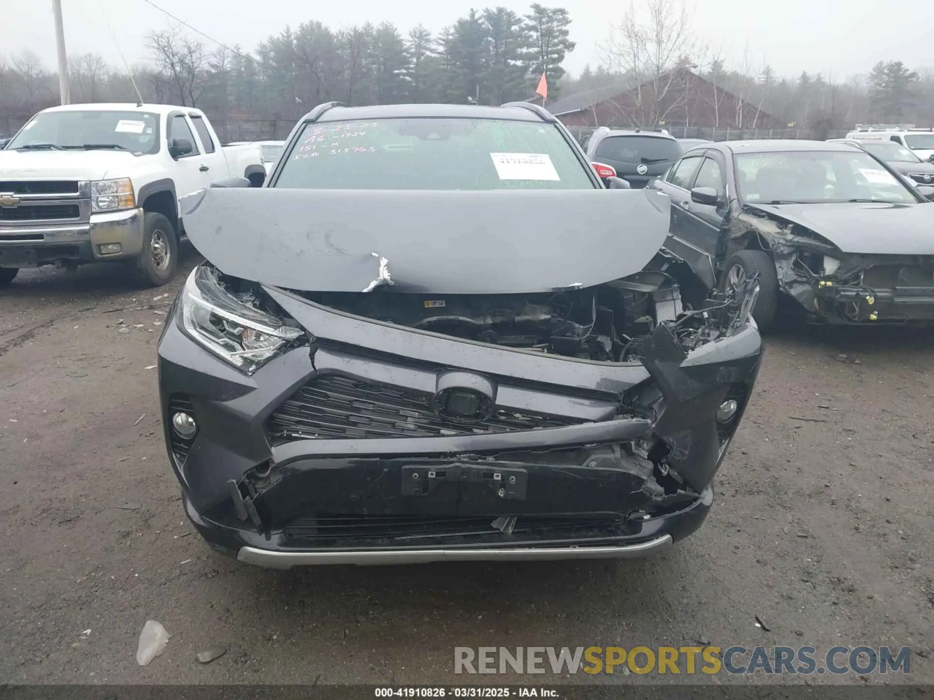 12 Photograph of a damaged car JTMEWRFV8LJ044046 TOYOTA RAV4 HYBRID 2020