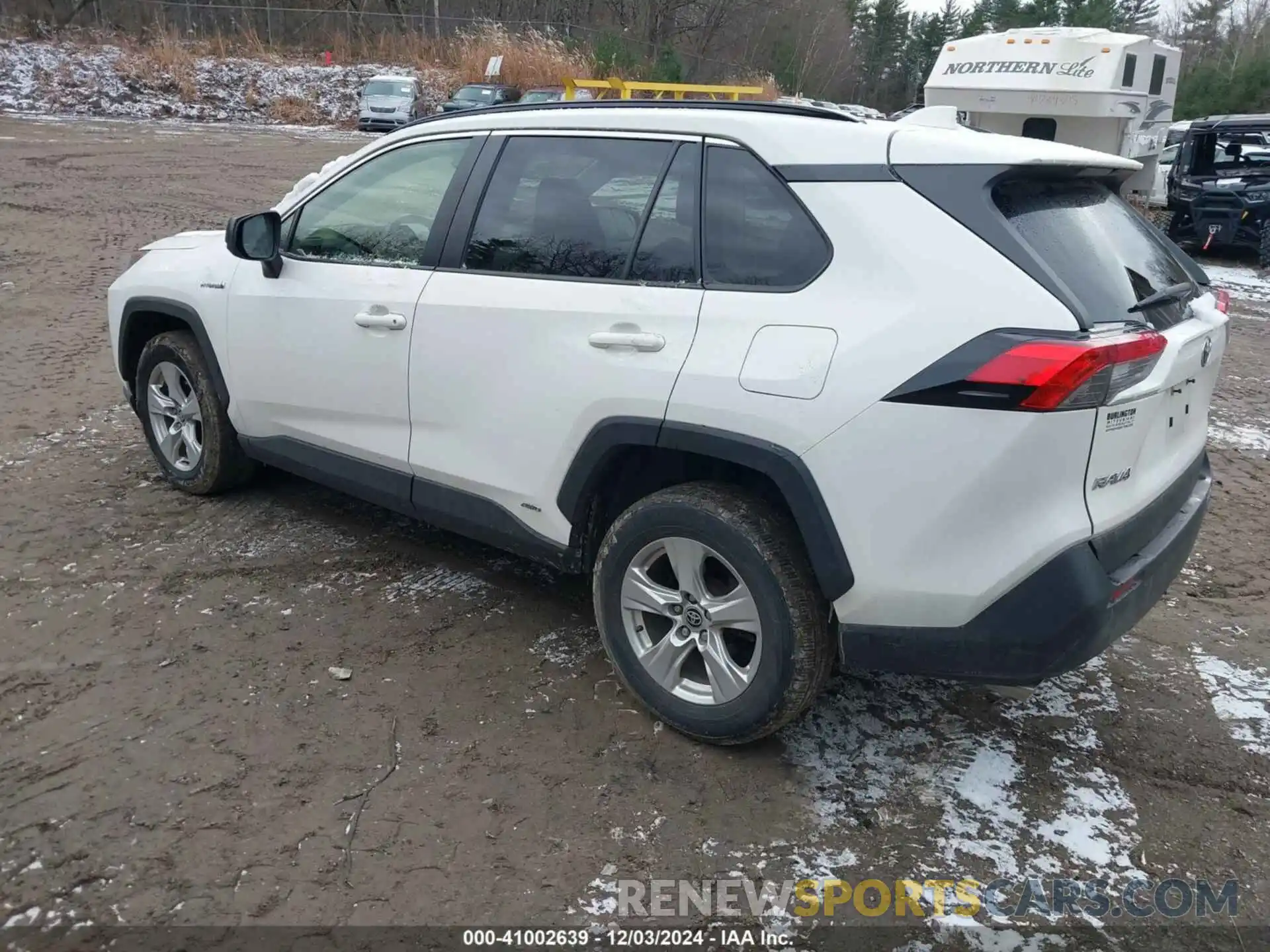 3 Photograph of a damaged car JTML6RFV8LD006290 TOYOTA RAV4 HYBRID 2020