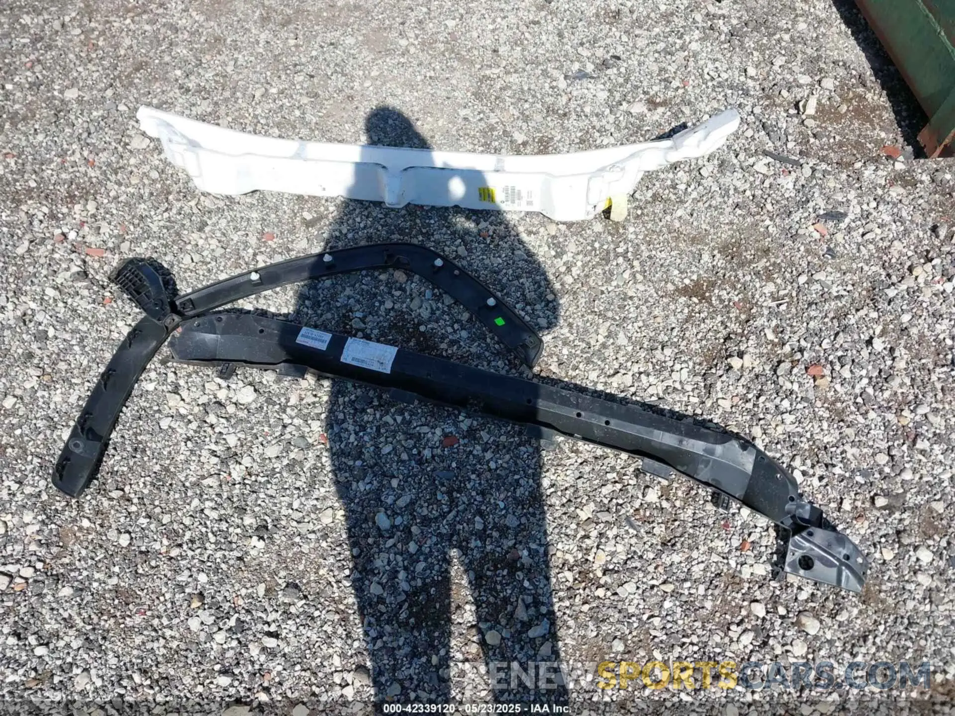 12 Photograph of a damaged car JTMMWRFV0LD540260 TOYOTA RAV4 HYBRID 2020
