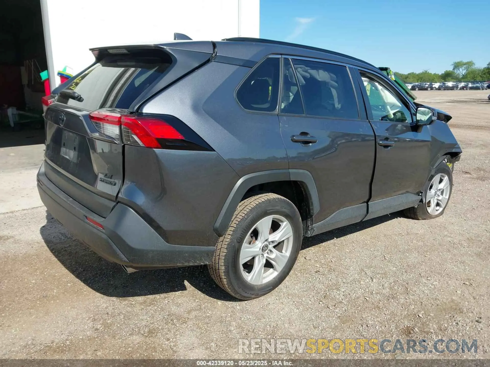 4 Photograph of a damaged car JTMMWRFV0LD540260 TOYOTA RAV4 HYBRID 2020