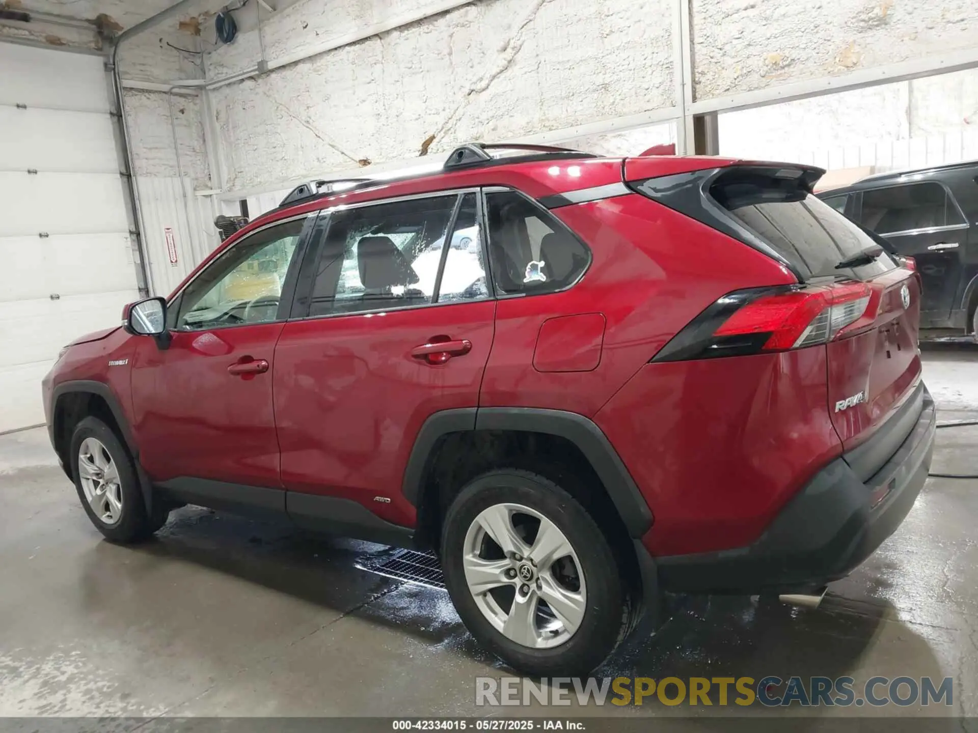 14 Photograph of a damaged car JTMMWRFV6LD059624 TOYOTA RAV4 HYBRID 2020