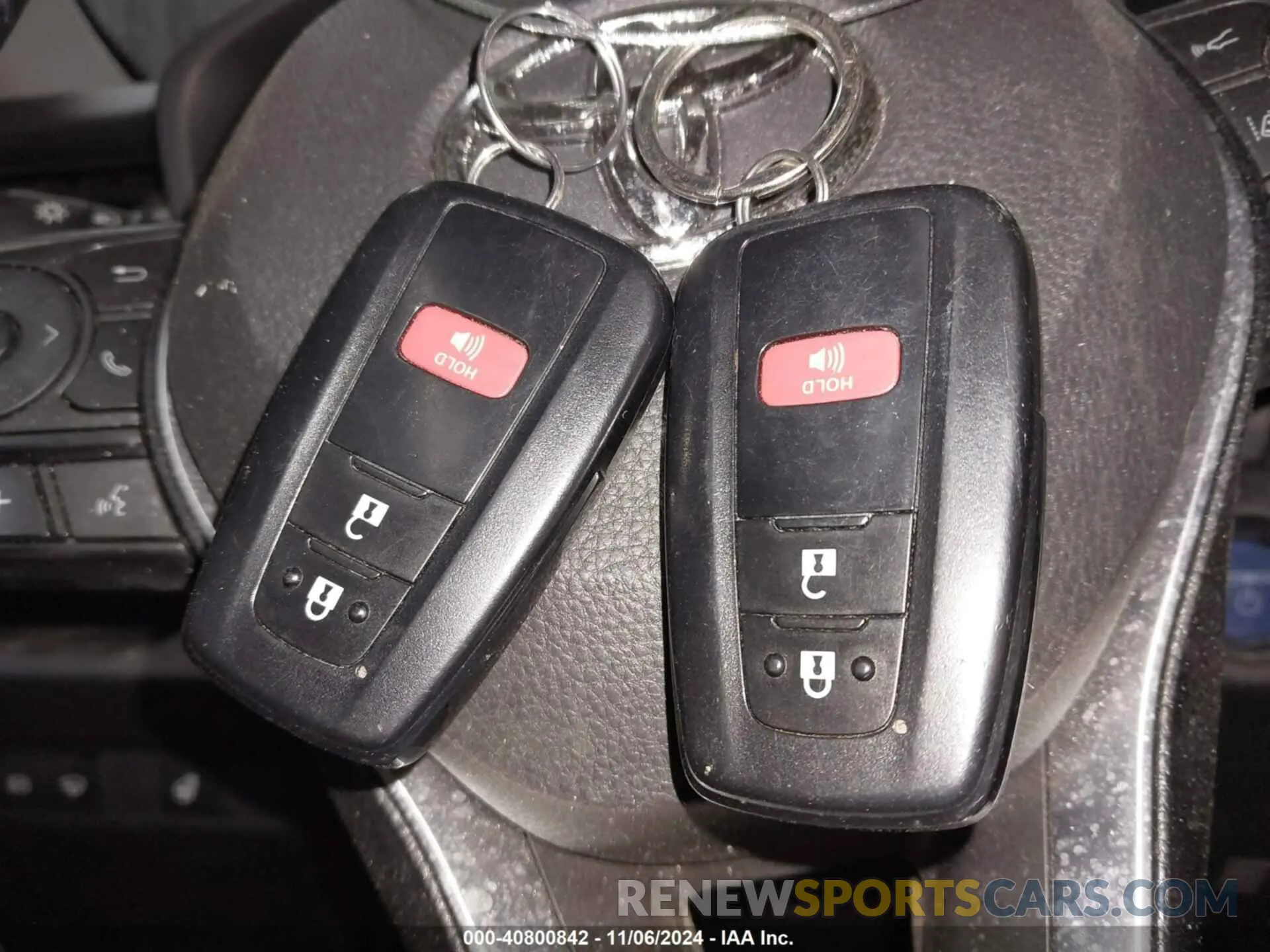 11 Photograph of a damaged car JTMRWRFV2LJ046828 TOYOTA RAV4 HYBRID 2020