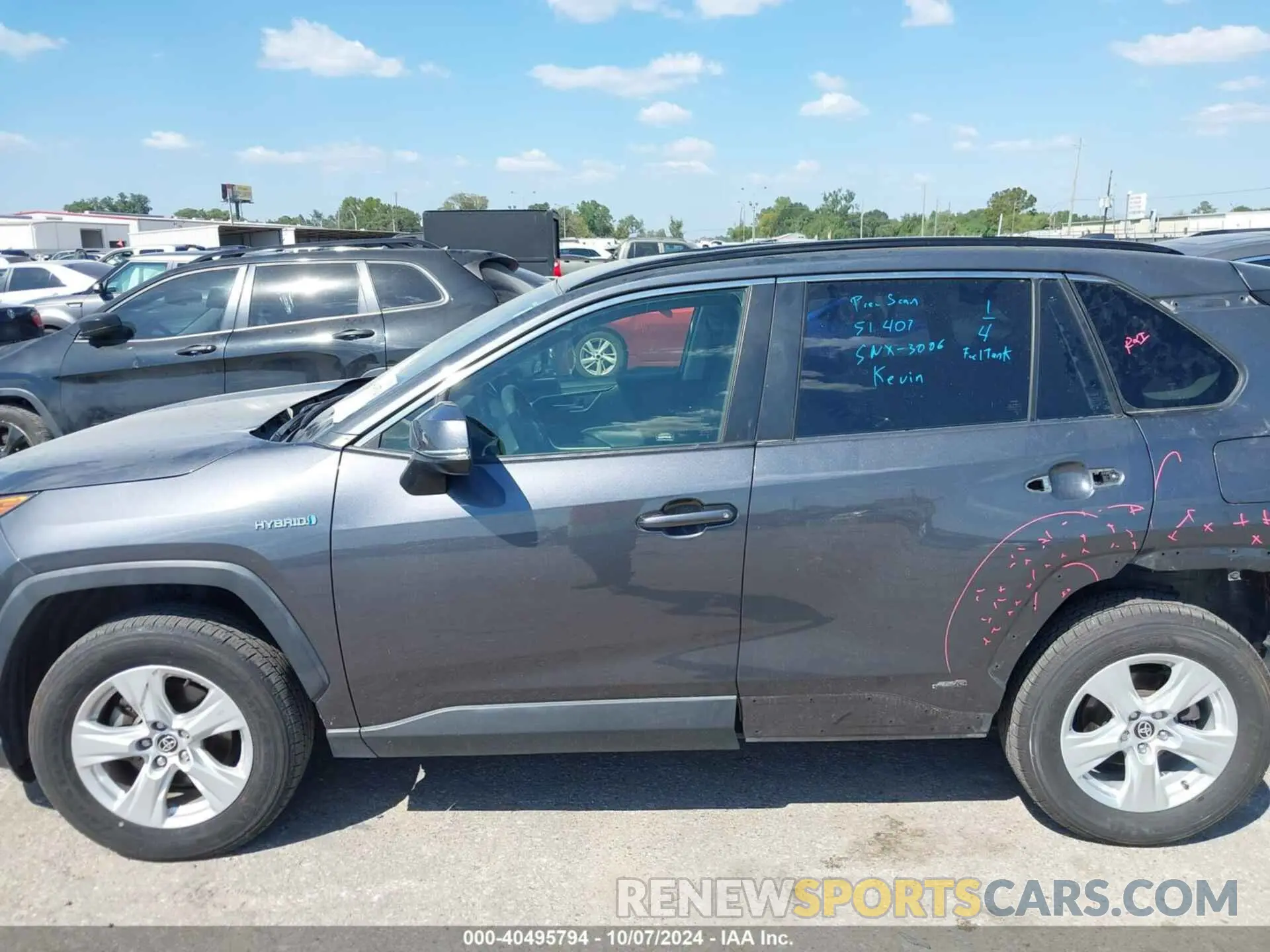 15 Photograph of a damaged car JTMRWRFV6LD066448 TOYOTA RAV4 HYBRID 2020