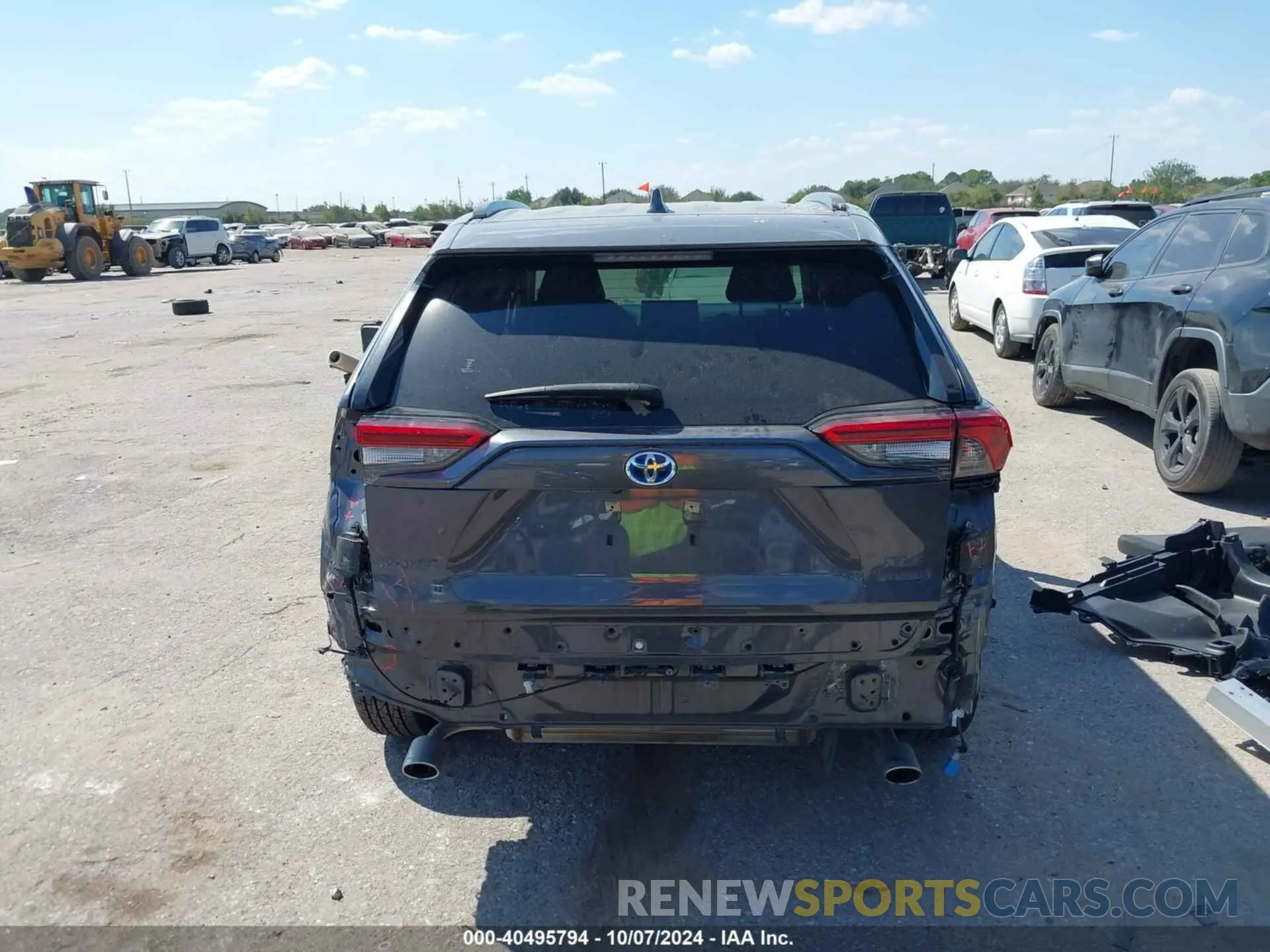 17 Photograph of a damaged car JTMRWRFV6LD066448 TOYOTA RAV4 HYBRID 2020
