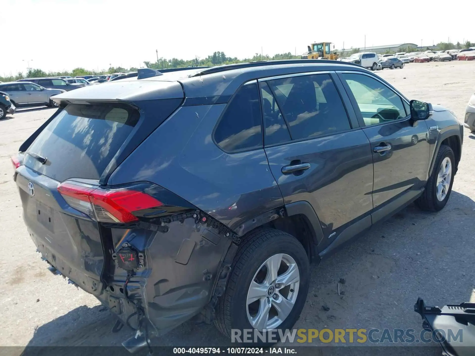4 Photograph of a damaged car JTMRWRFV6LD066448 TOYOTA RAV4 HYBRID 2020