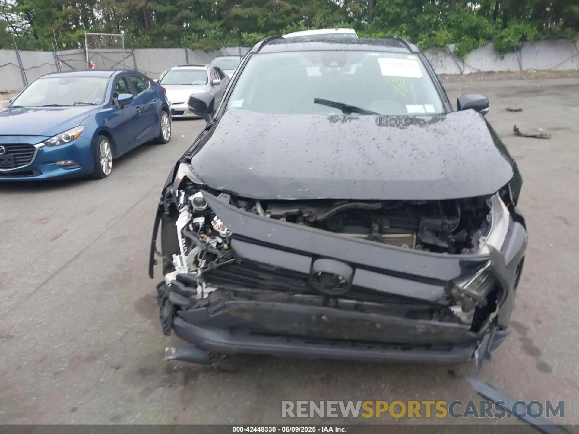 12 Photograph of a damaged car JTMRWRFV6LD066644 TOYOTA RAV4 HYBRID 2020