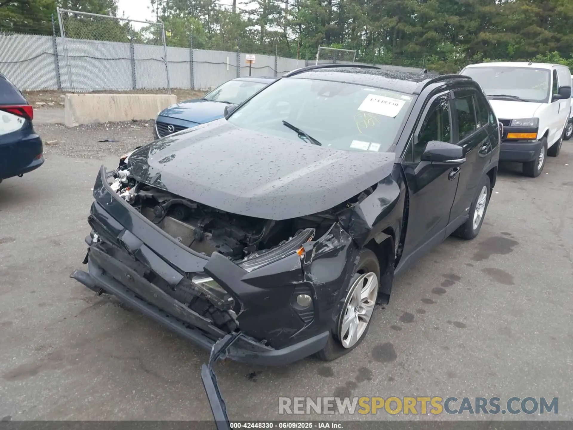 2 Photograph of a damaged car JTMRWRFV6LD066644 TOYOTA RAV4 HYBRID 2020